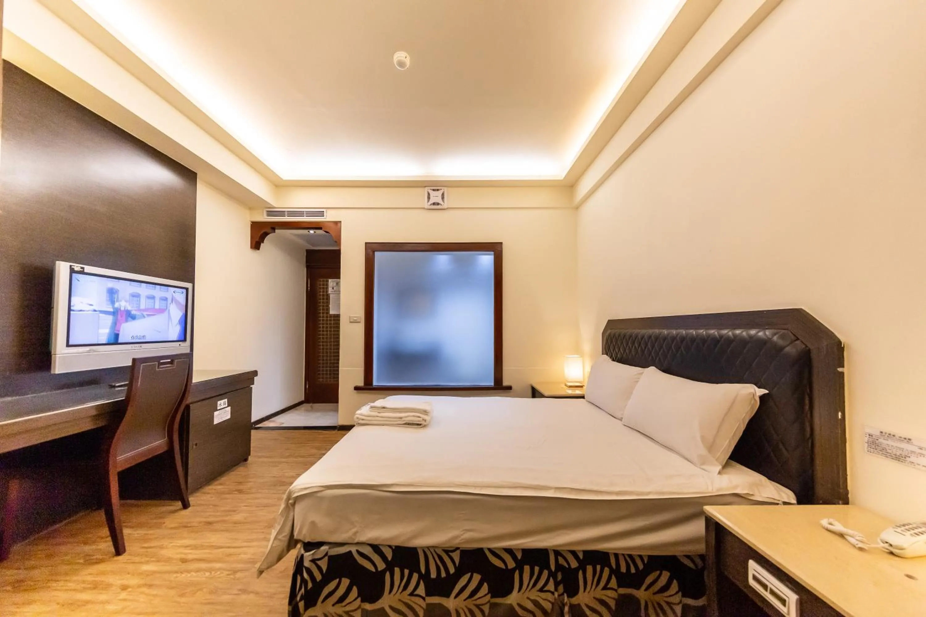 TV and multimedia, Bed in I HI Sanduo Travel Hotel