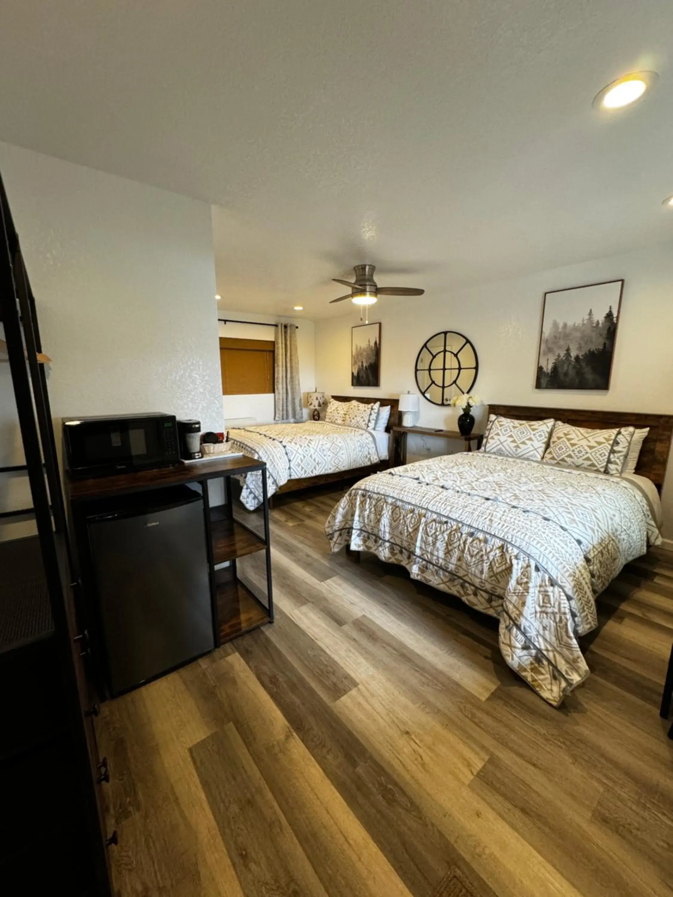 Double Room in Ocean Cove Lodge Bar & Grill Double Room in Ocean Cove Lodge Bar & Grill