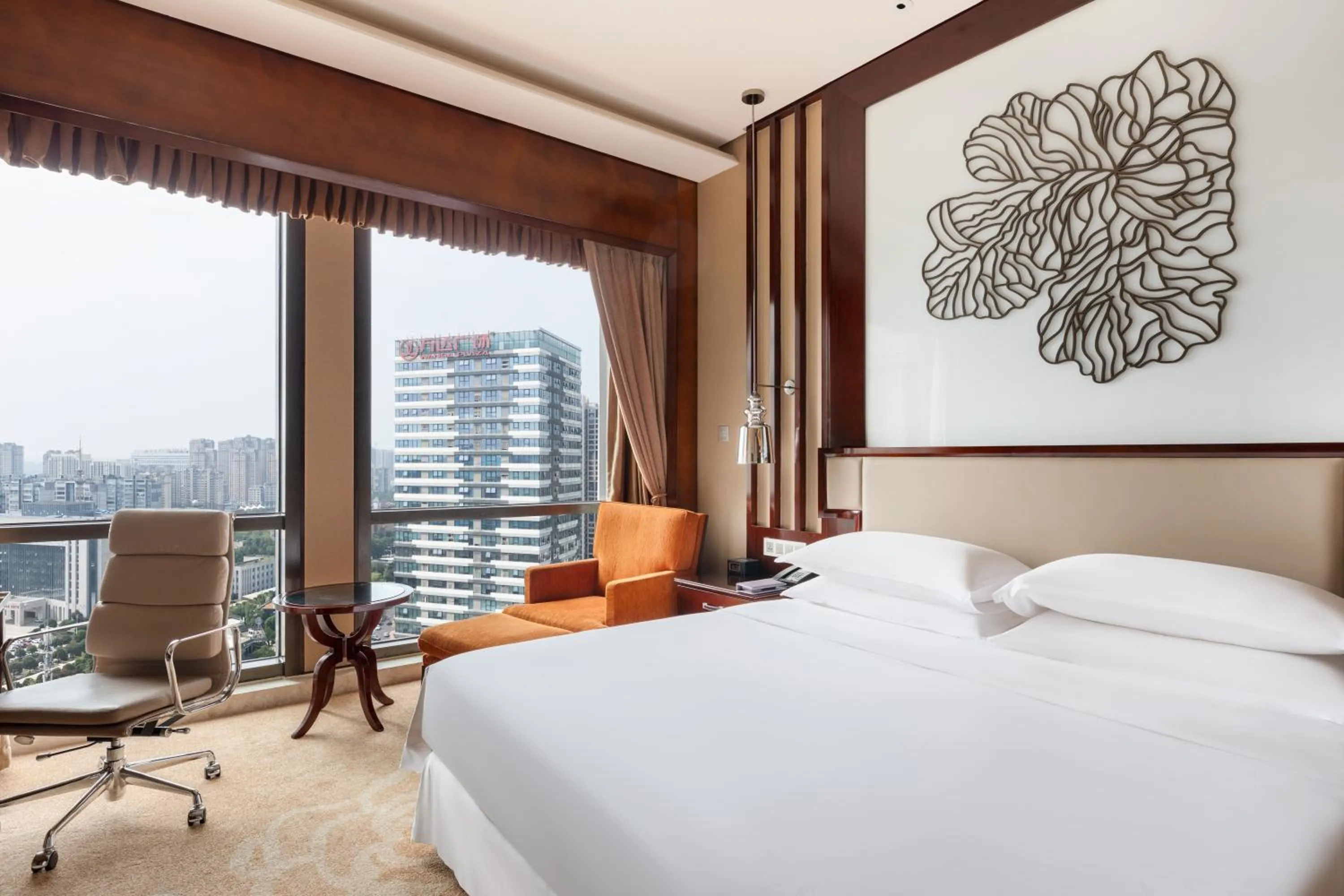 Bedroom, Bed in Sheraton Changde Wuling Hotel