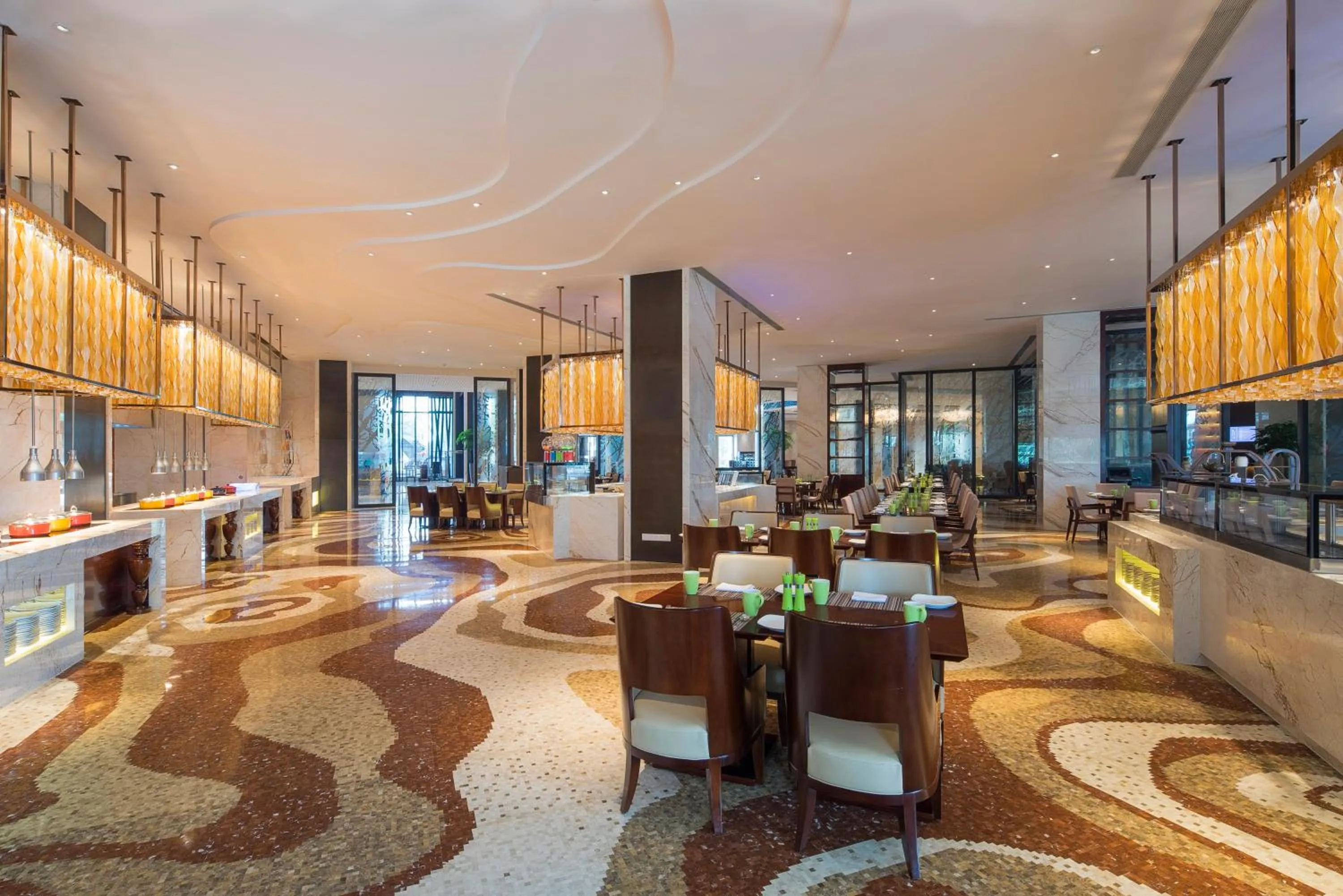 Restaurant/places to eat in Sheraton Changde Wuling Hotel