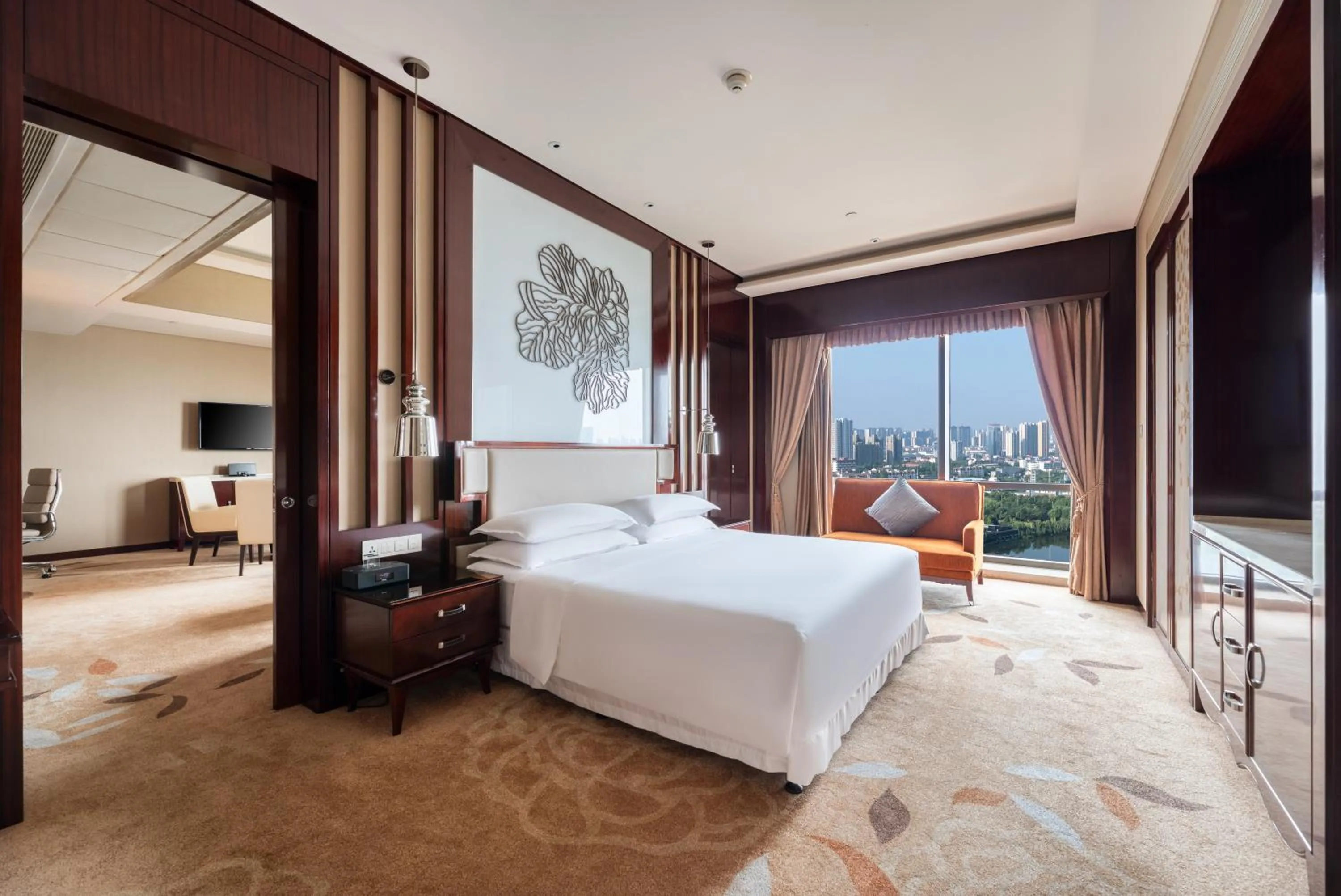 Bedroom, Bed in Sheraton Changde Wuling Hotel