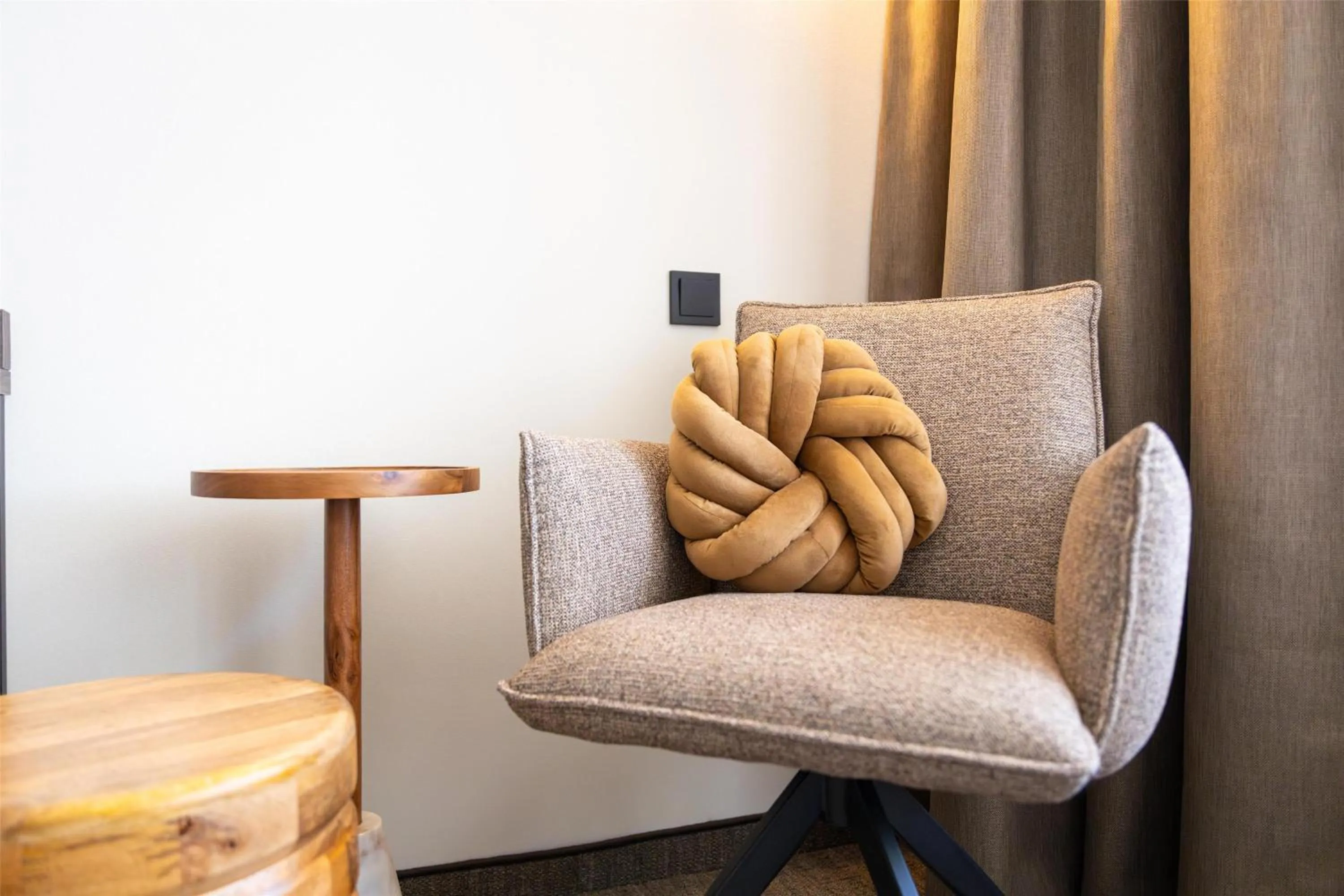 Bedroom in Flonk Hotel Groningen Centre, BW Signature Collection