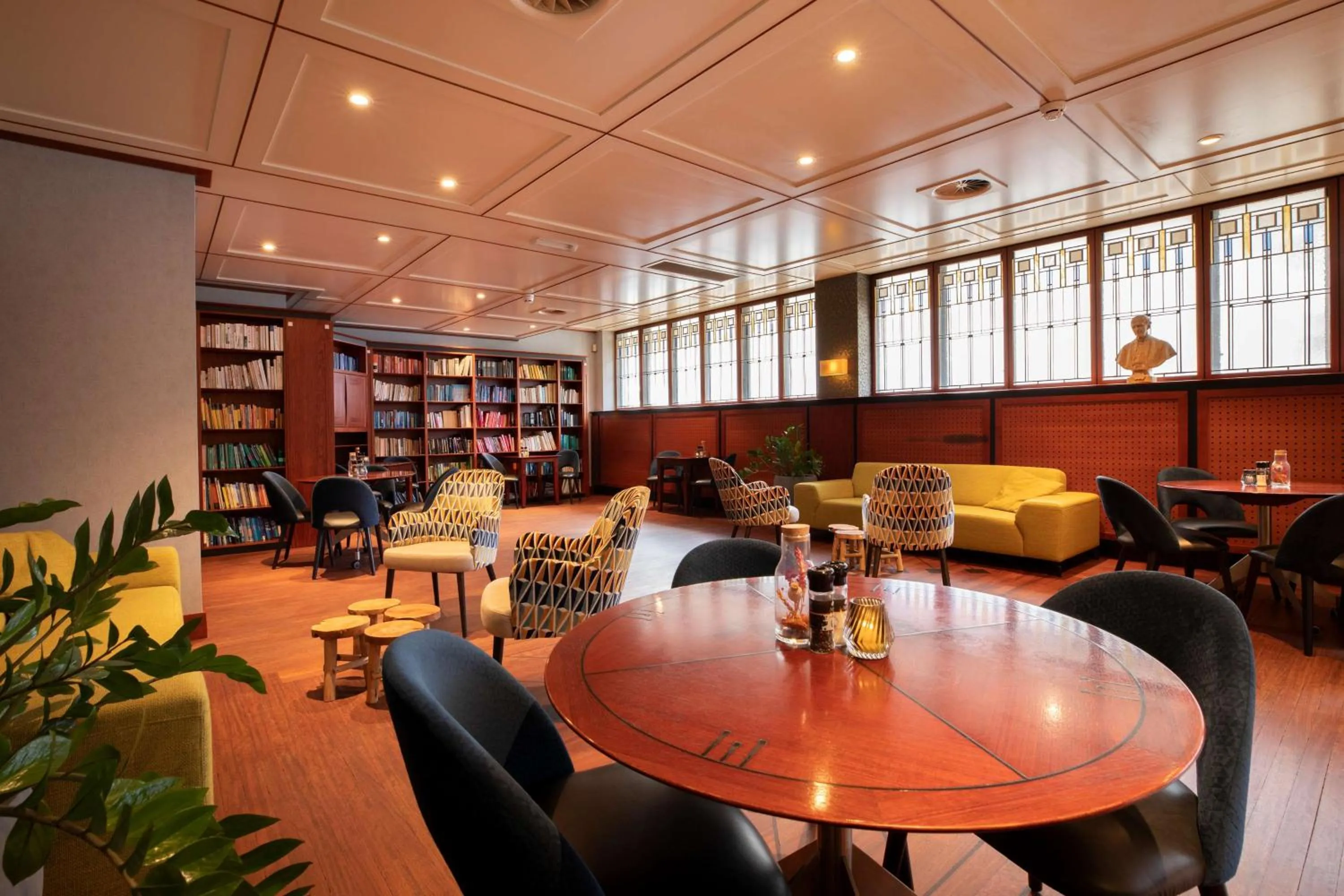 Lounge or bar in Flonk Hotel Groningen Centre, BW Signature Collection