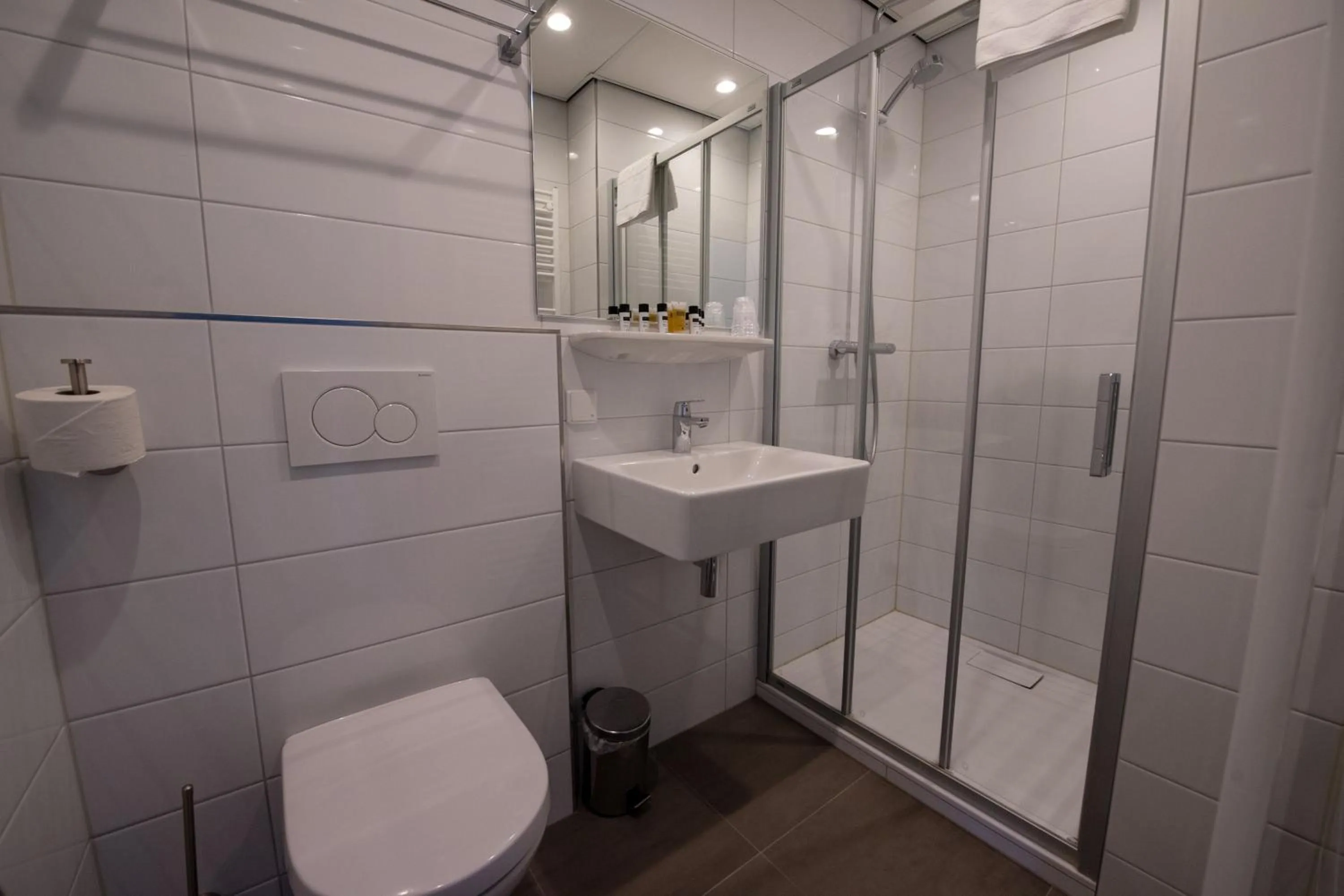 Shower in Flonk Hotel Groningen Centre, BW Signature Collection