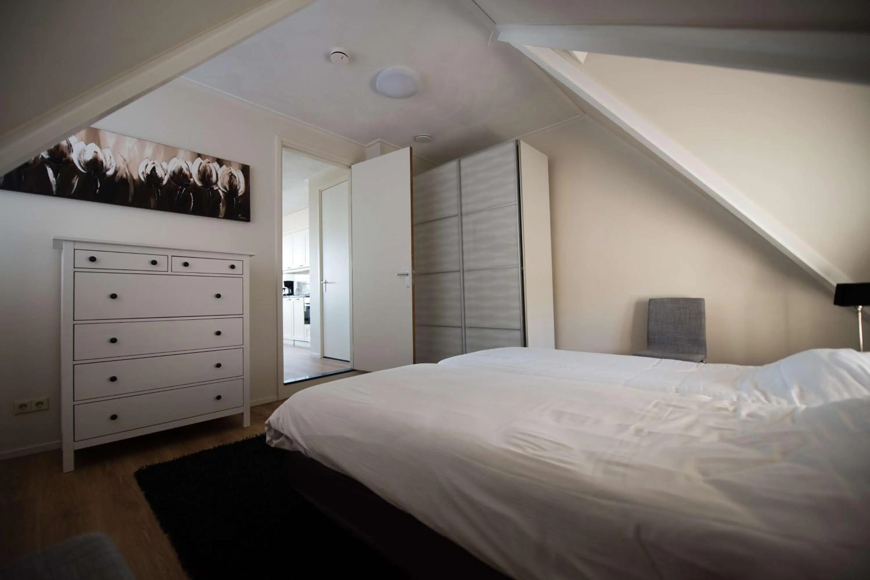 Photo of the whole room, Bed in Flonk Hotel Groningen Centre, BW Signature Collection