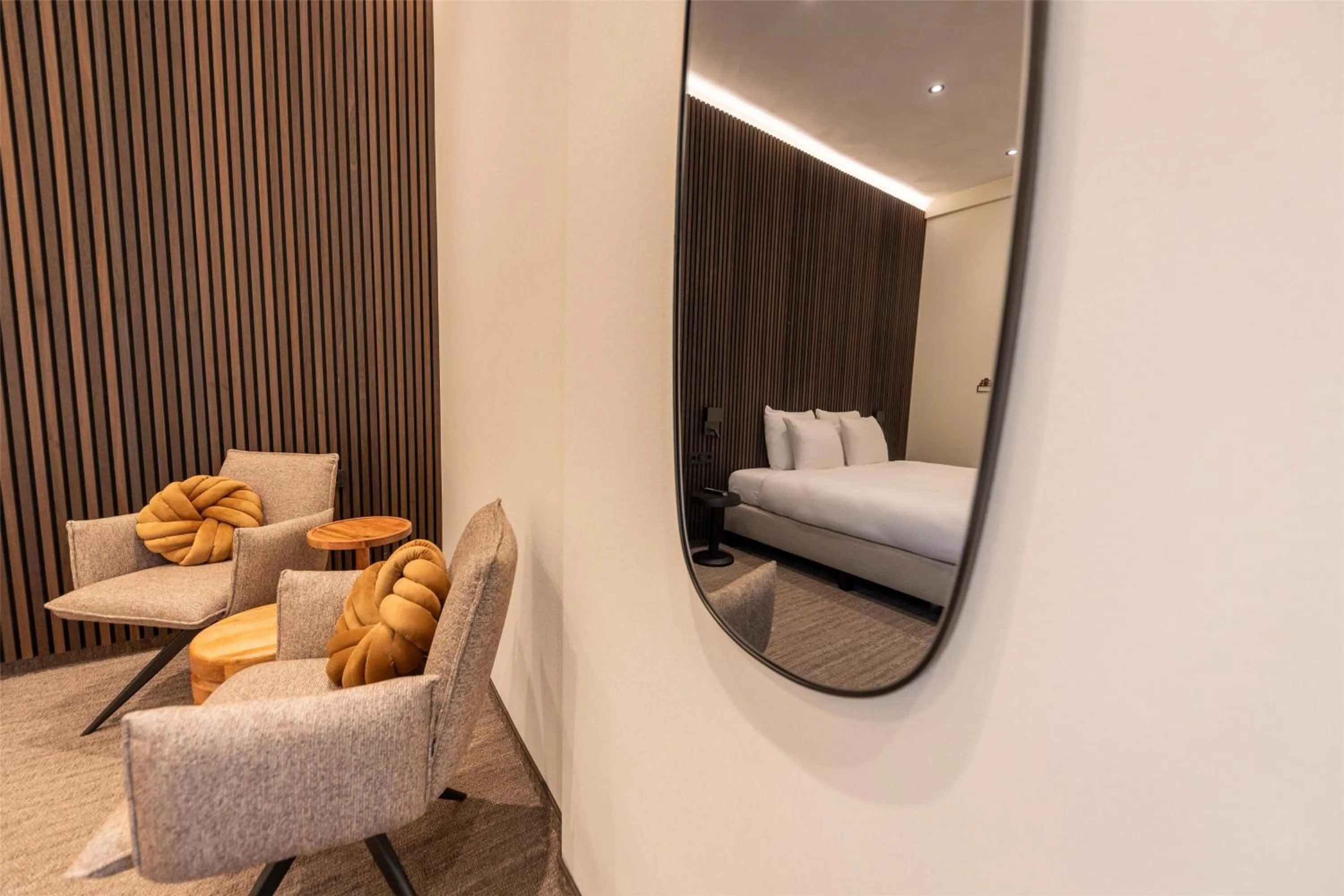 Bedroom in Flonk Hotel Groningen Centre, BW Signature Collection