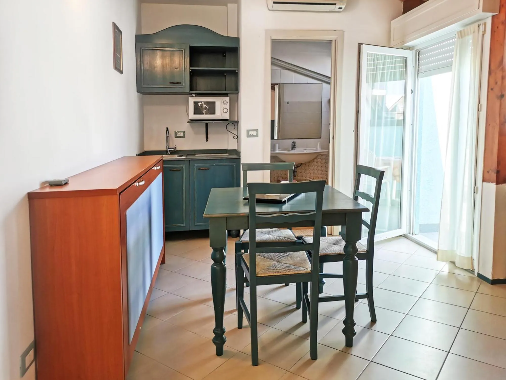 Kitchen or kitchenette in Hotel La Plage