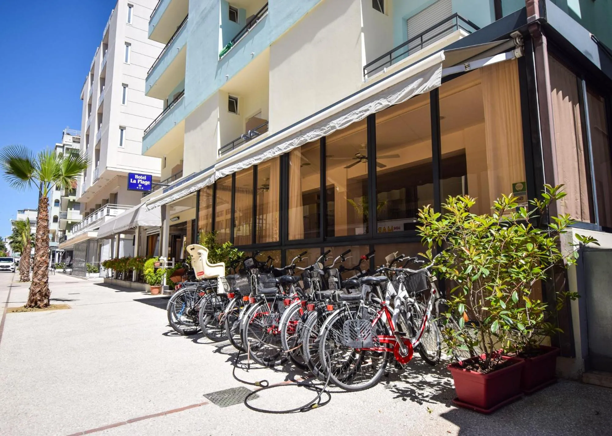 Property building in Hotel La Plage