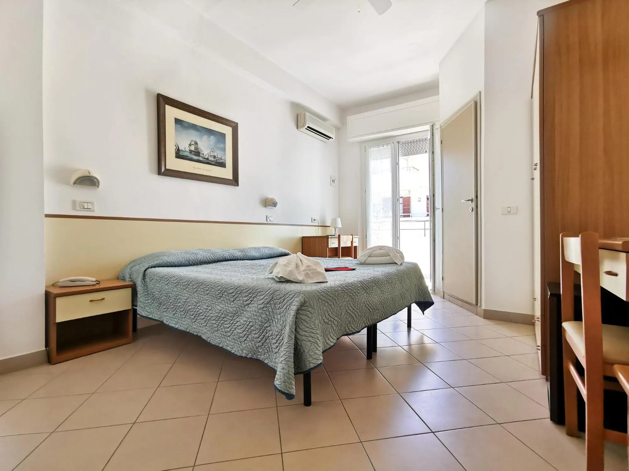 Bed in Hotel La Plage