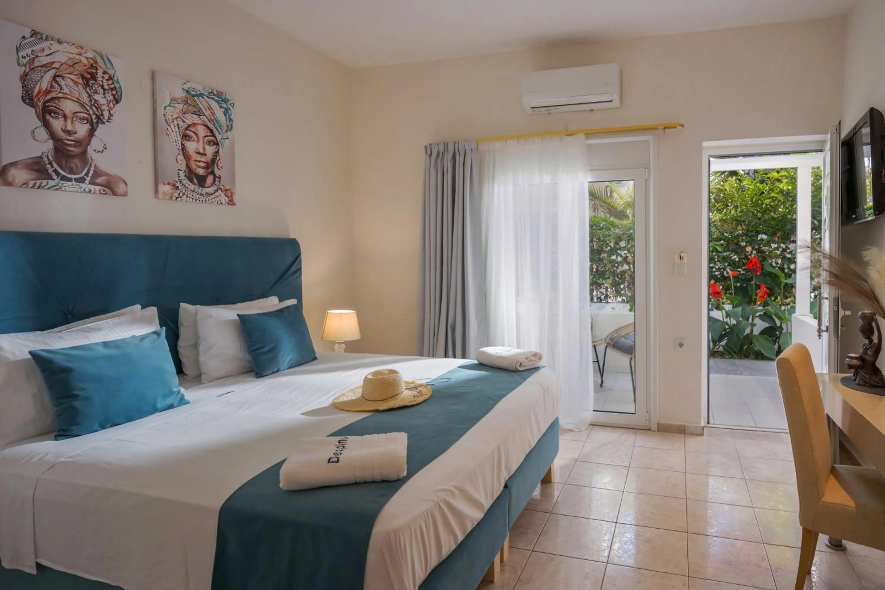 TV and multimedia, Bed in Despina Aparthotel by Philoxenia Hotel & SPA