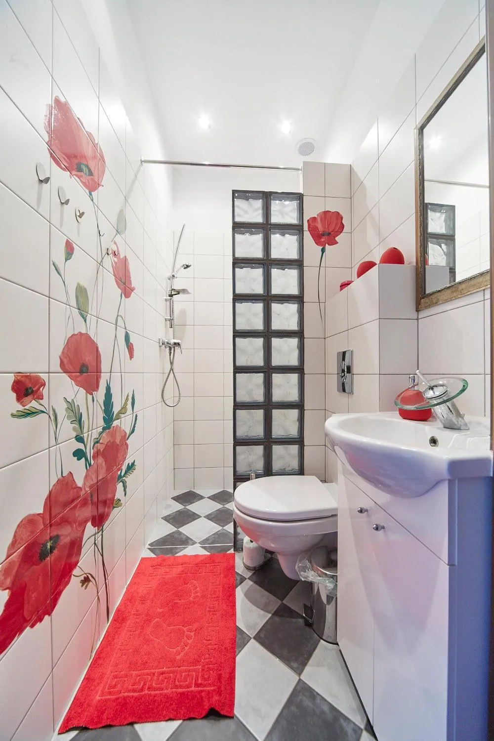 Bathroom in Willa Vinci Rozewie