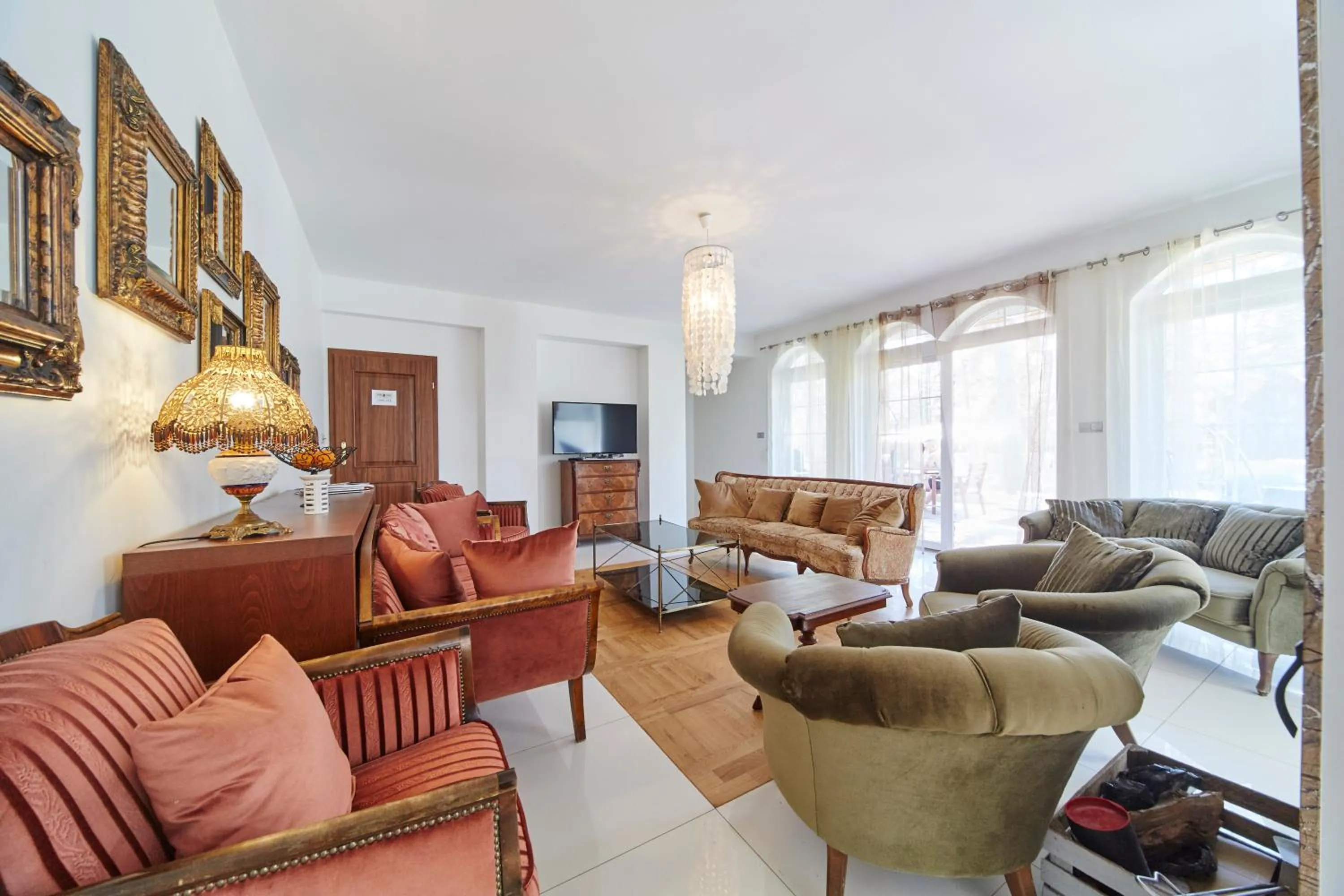 Communal lounge/ TV room in Willa Vinci Rozewie