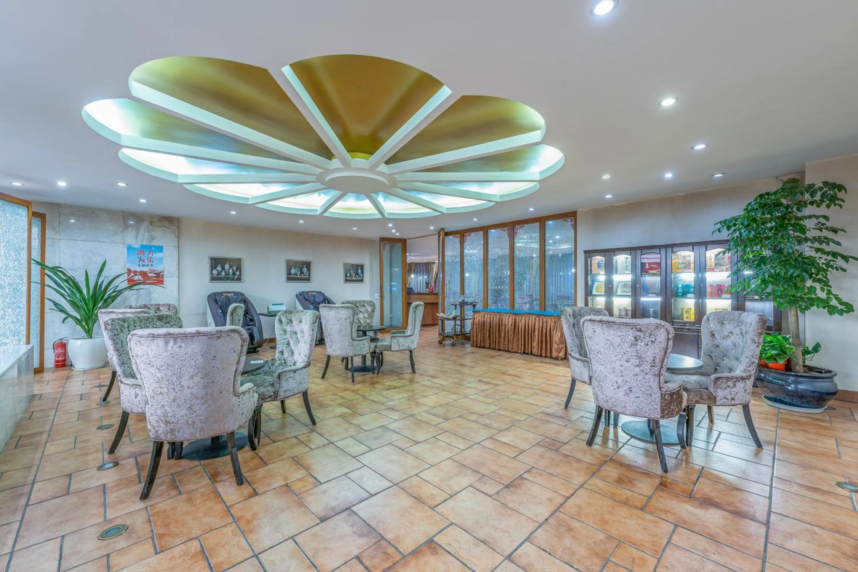 Coffee/tea facilities in Baoding Zhong Yin Hotel