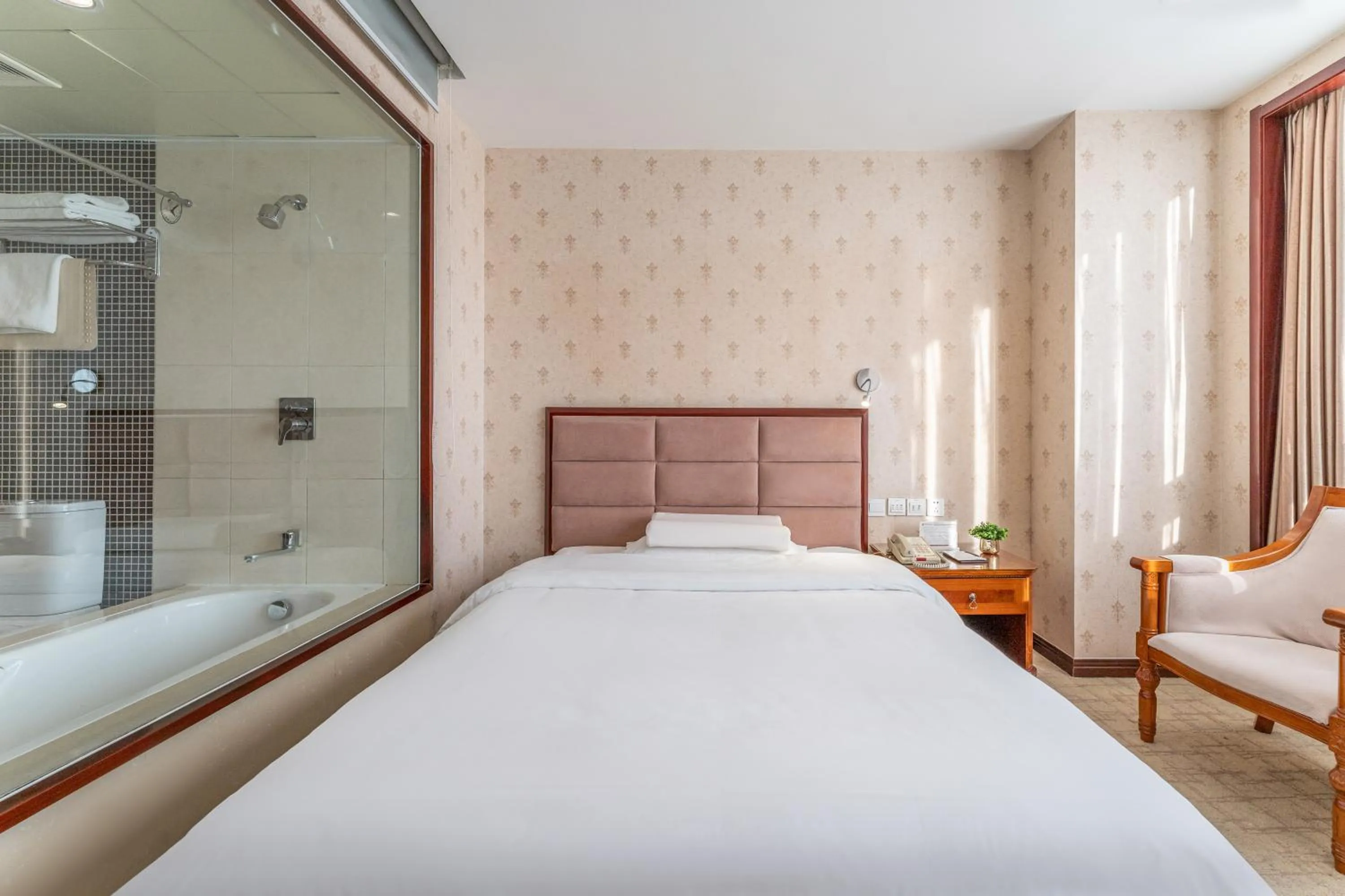 Bed in Baoding Zhong Yin Hotel