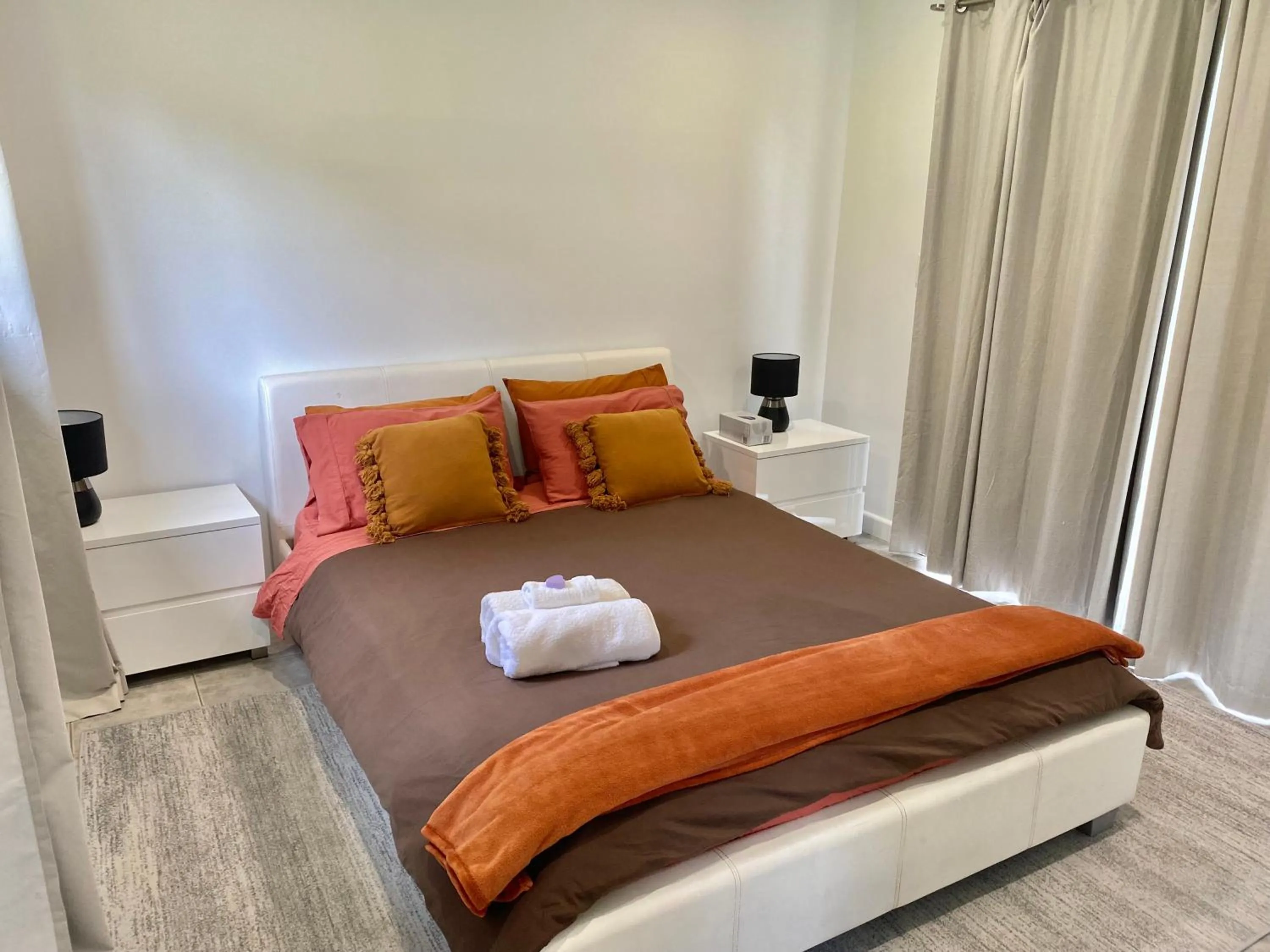 Bed in Nimbin waterfall retreat