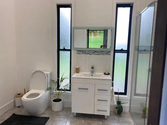 Toilet in Nimbin waterfall retreat