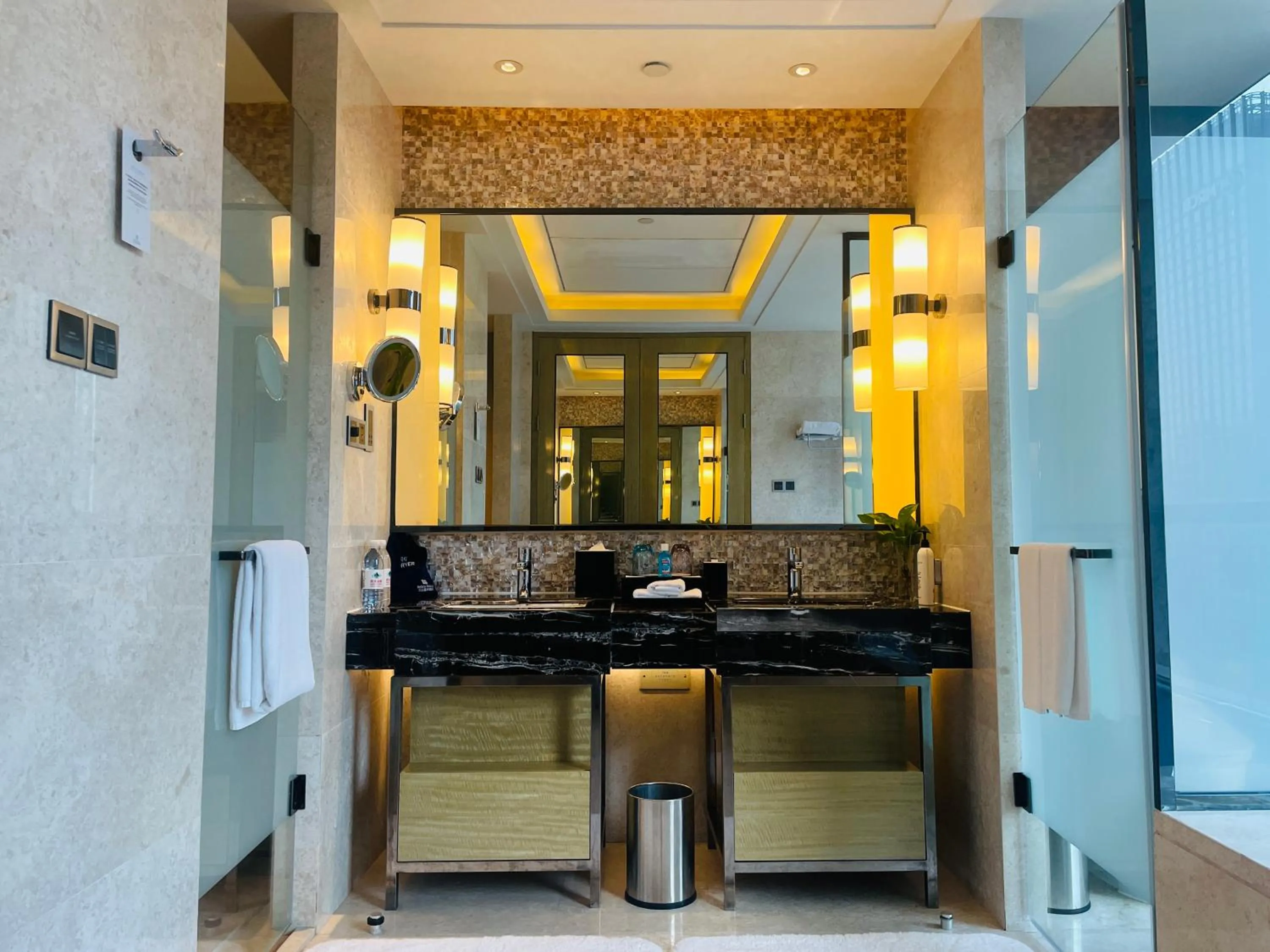 Bathroom in Maanshan Wanda Realm Hotel