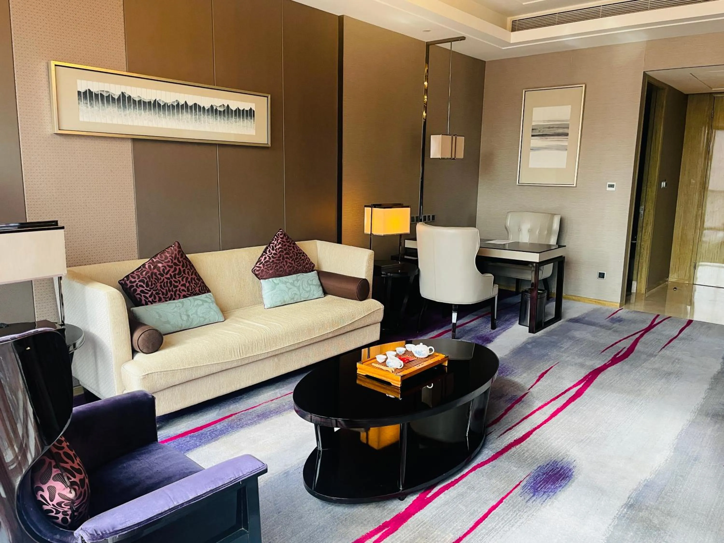 Living room in Maanshan Wanda Realm Hotel