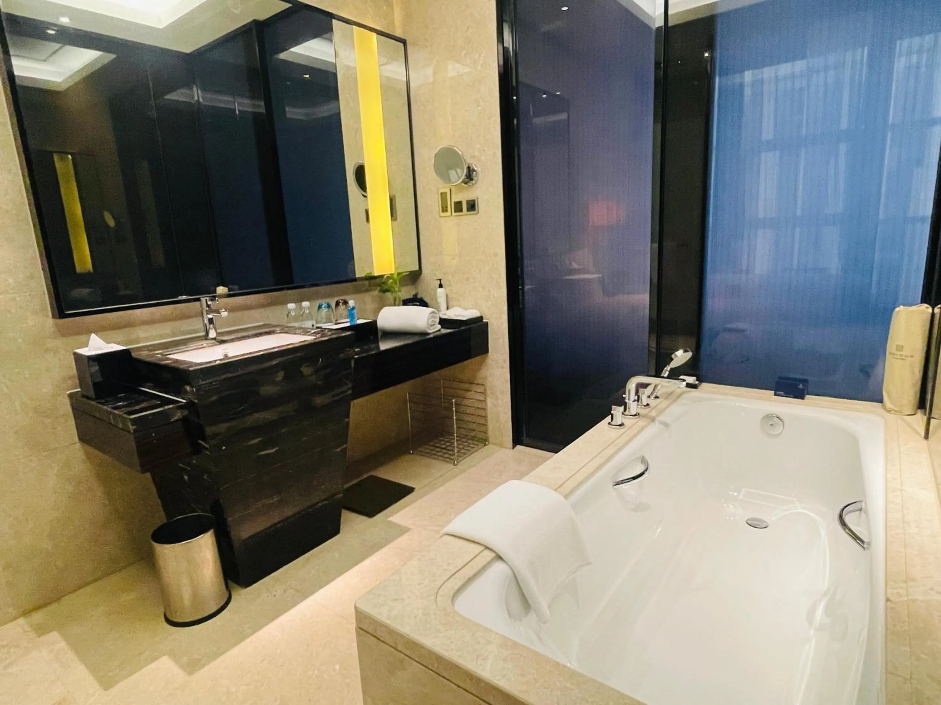 Bath in Maanshan Wanda Realm Hotel