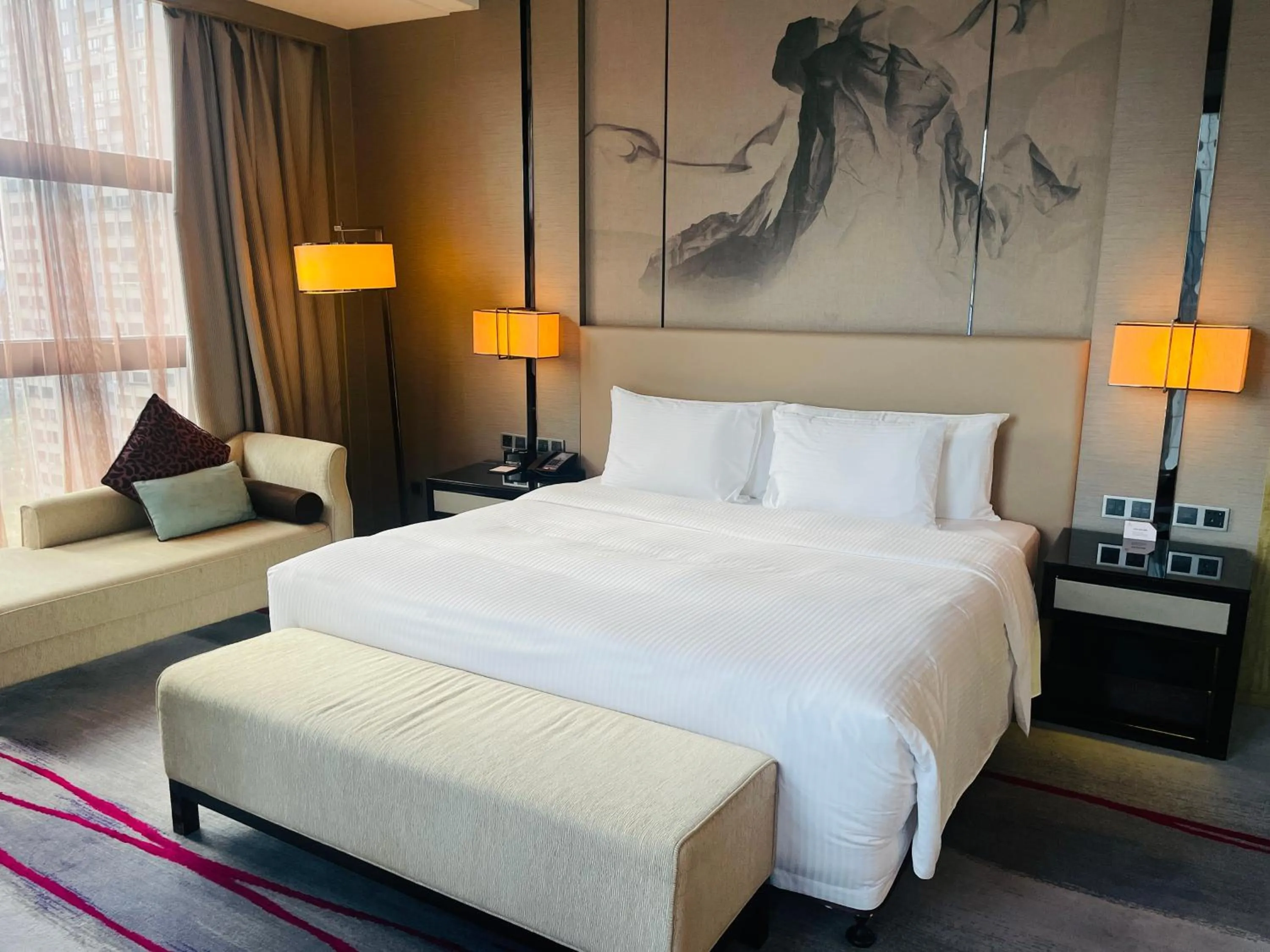 Bed in Maanshan Wanda Realm Hotel