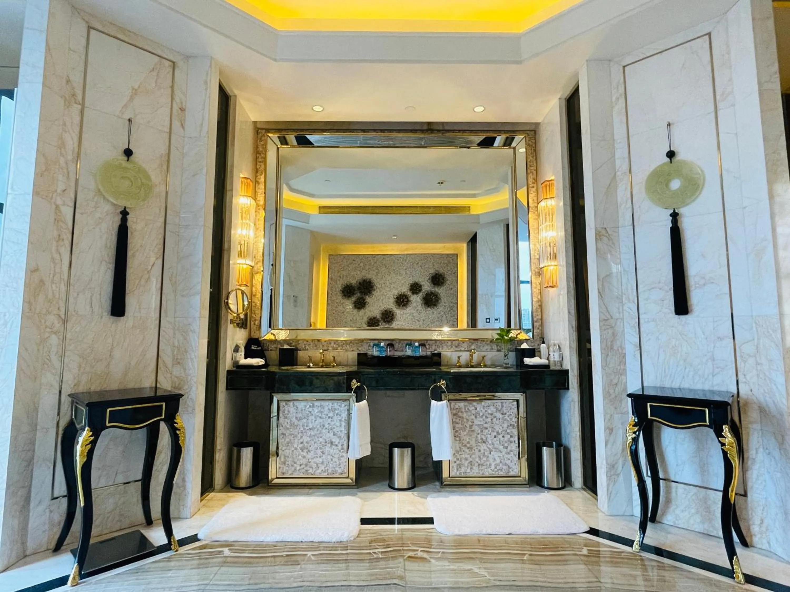 Kitchen or kitchenette in Maanshan Wanda Realm Hotel