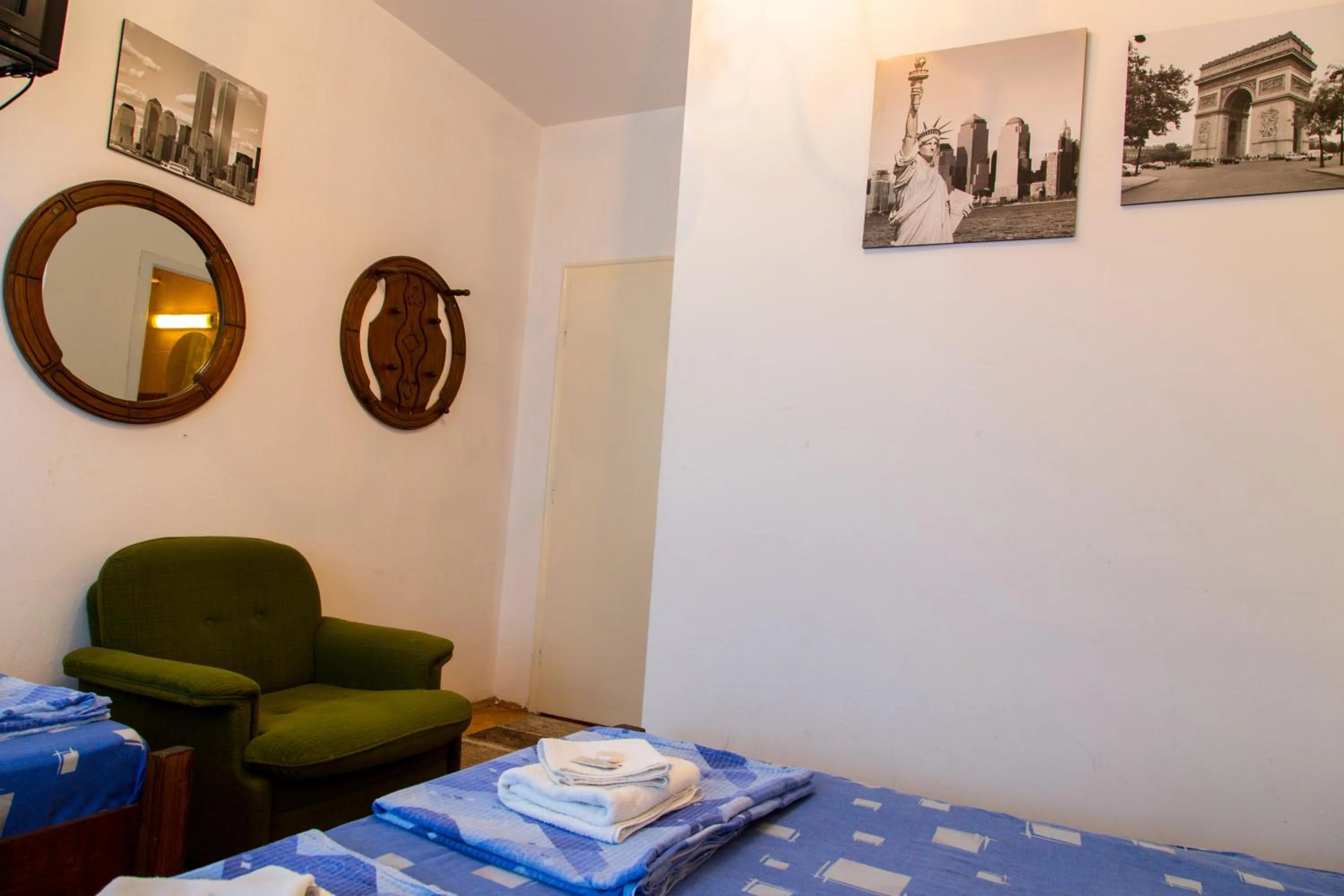 Bedroom in The Comfy Hostel