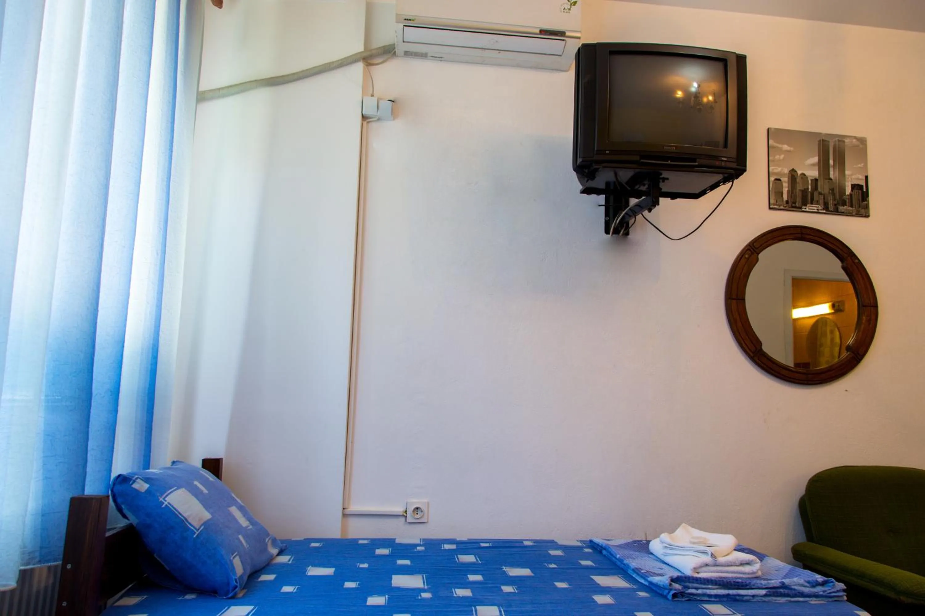 Bedroom in The Comfy Hostel