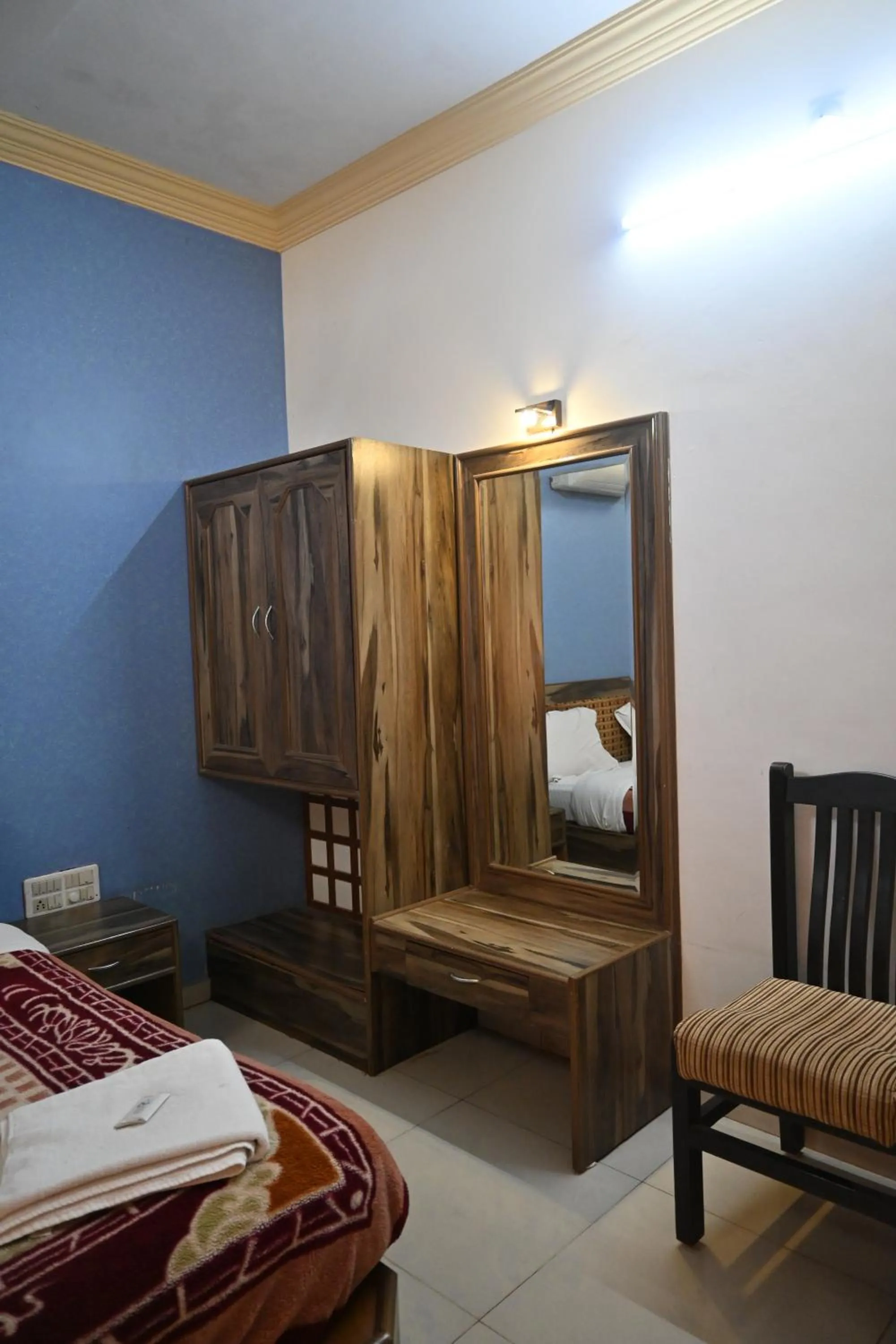 Bedroom, Bed in Hotel Ashlesh Manipal