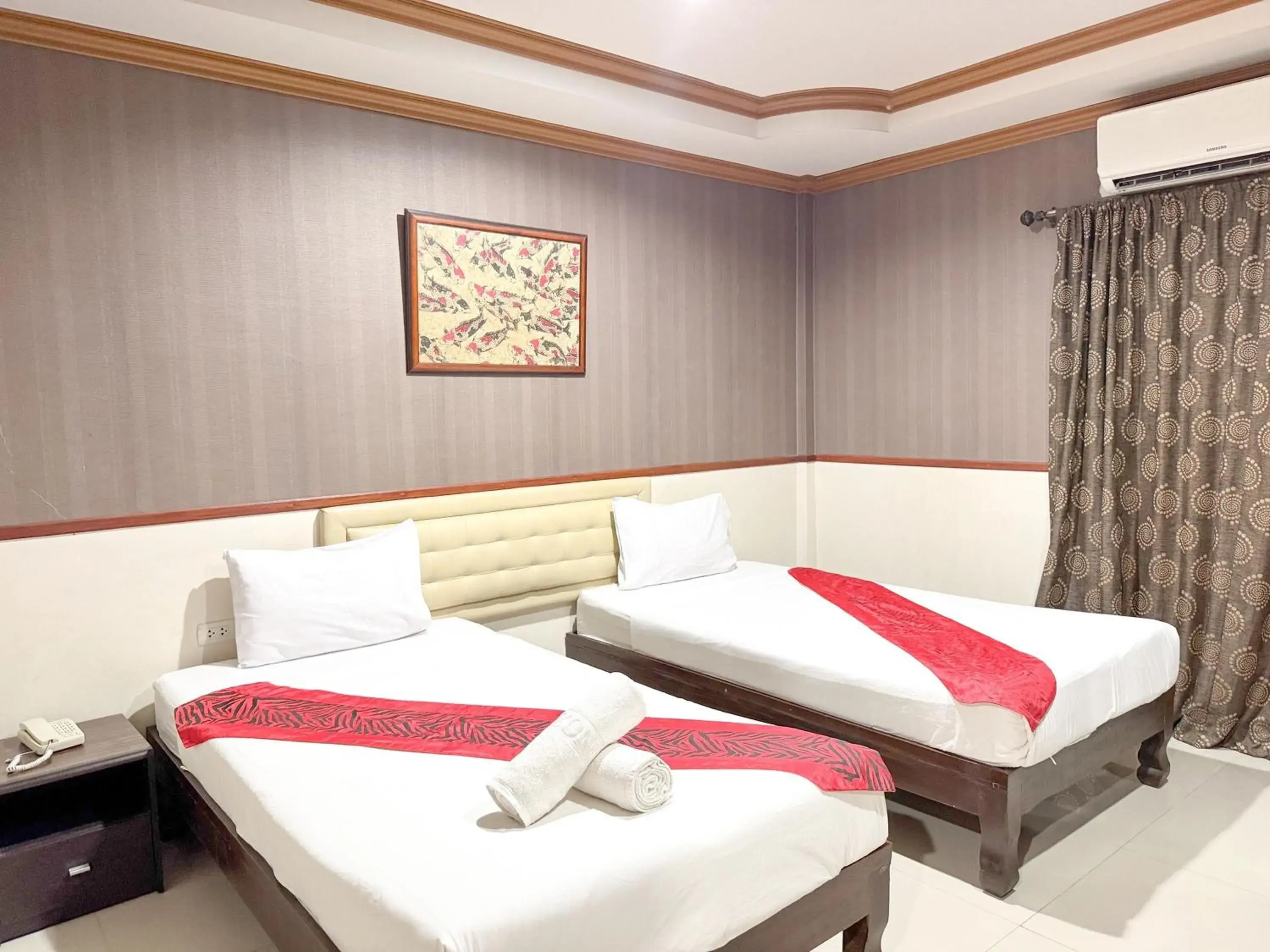 Standard Twin Room in Grand Amazon Hotel Standard Twin Room in Grand Amazon Hotel