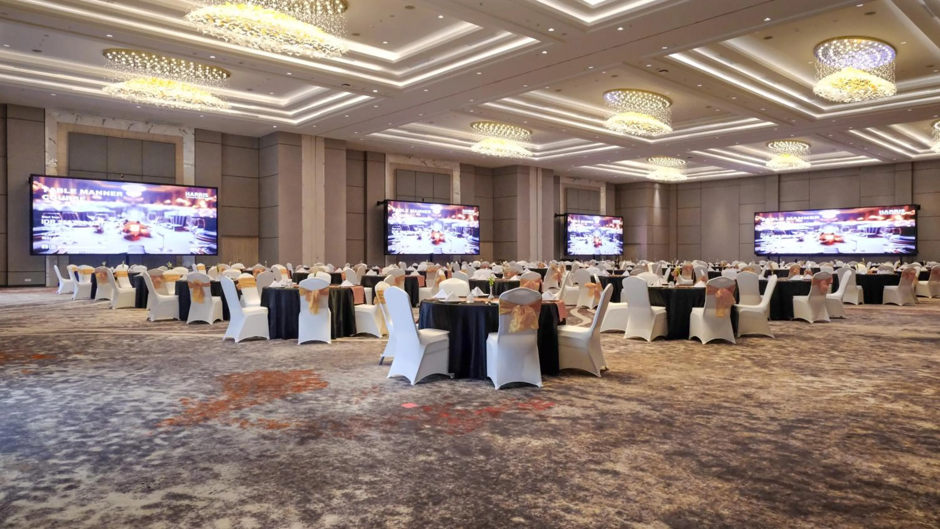 Meeting/conference room in HARRIS Hotel & Convention Cibinong City Mall Bogor