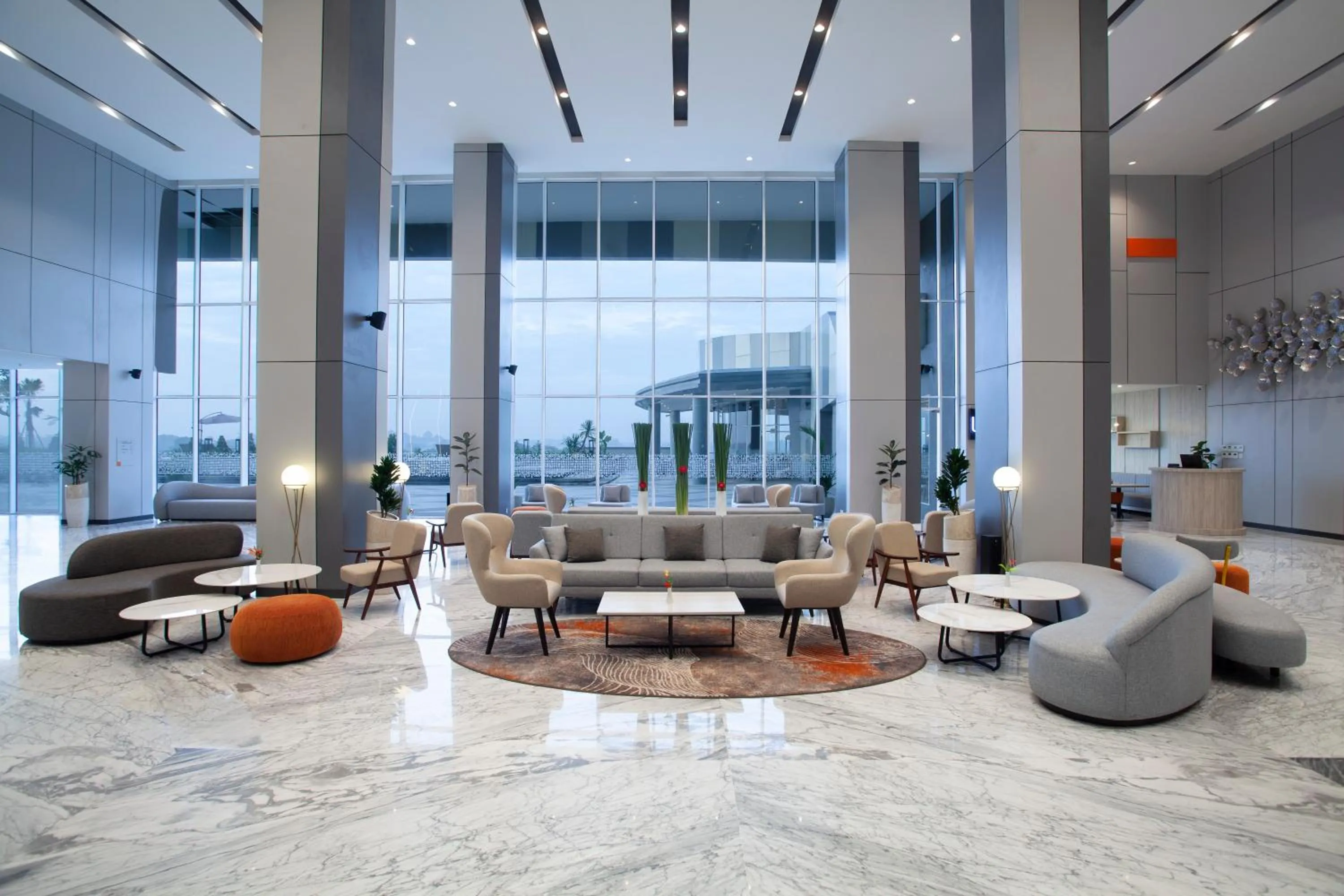 Lobby or reception in HARRIS Hotel & Convention Cibinong City Mall Bogor