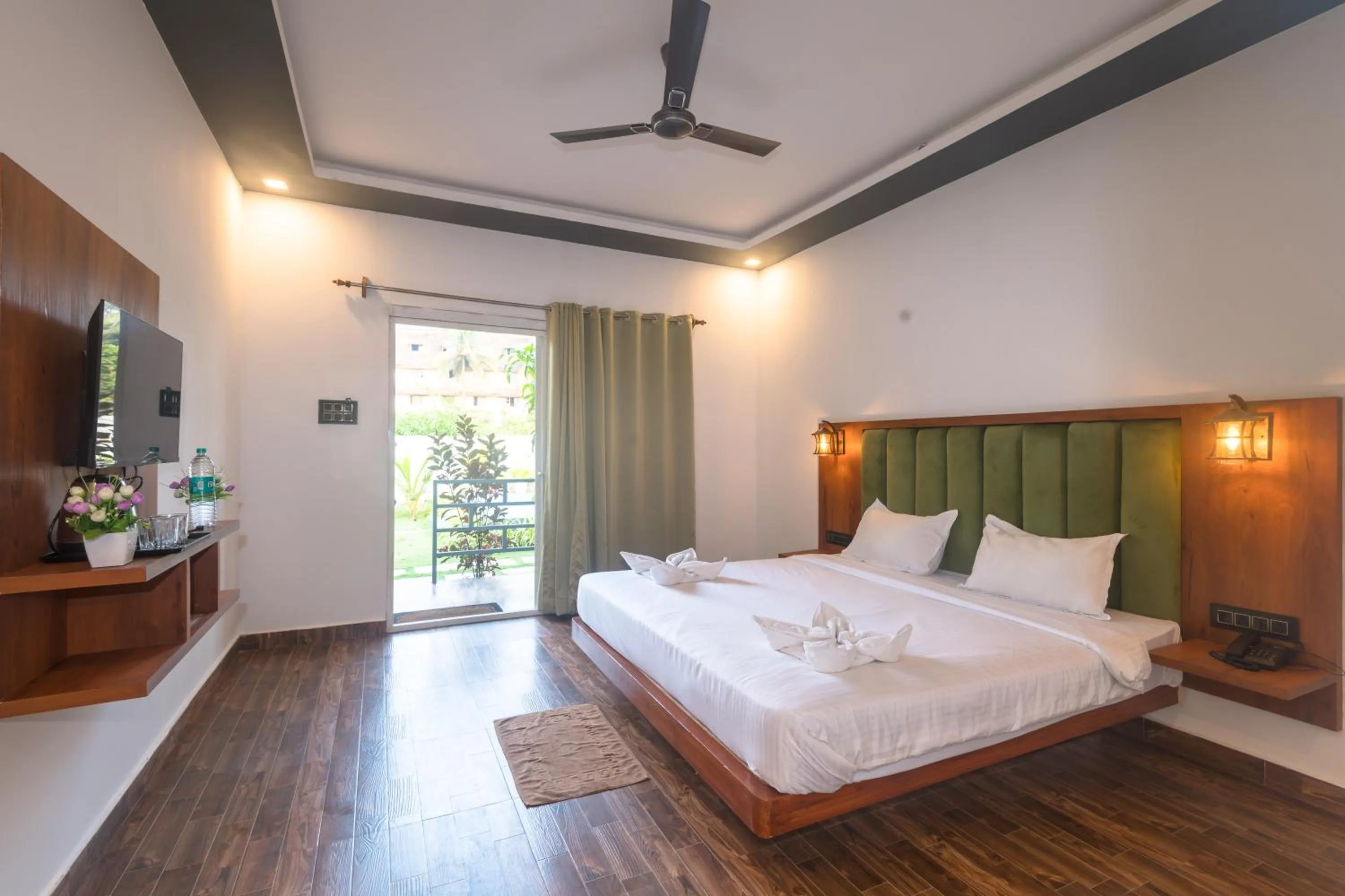 Bed in Rashiva Resort