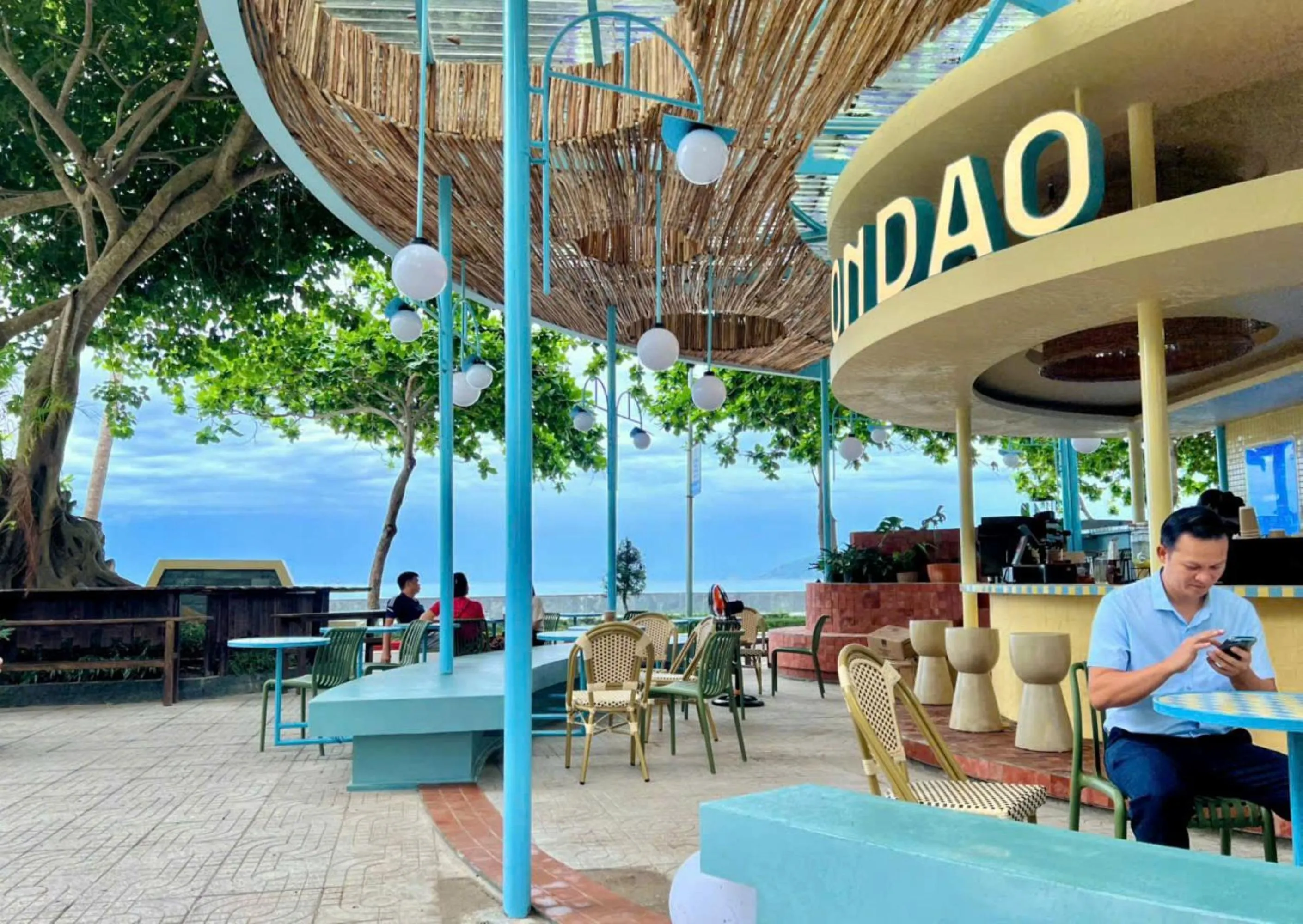 Area and facilities in Golden Rose Hotel Con Dao