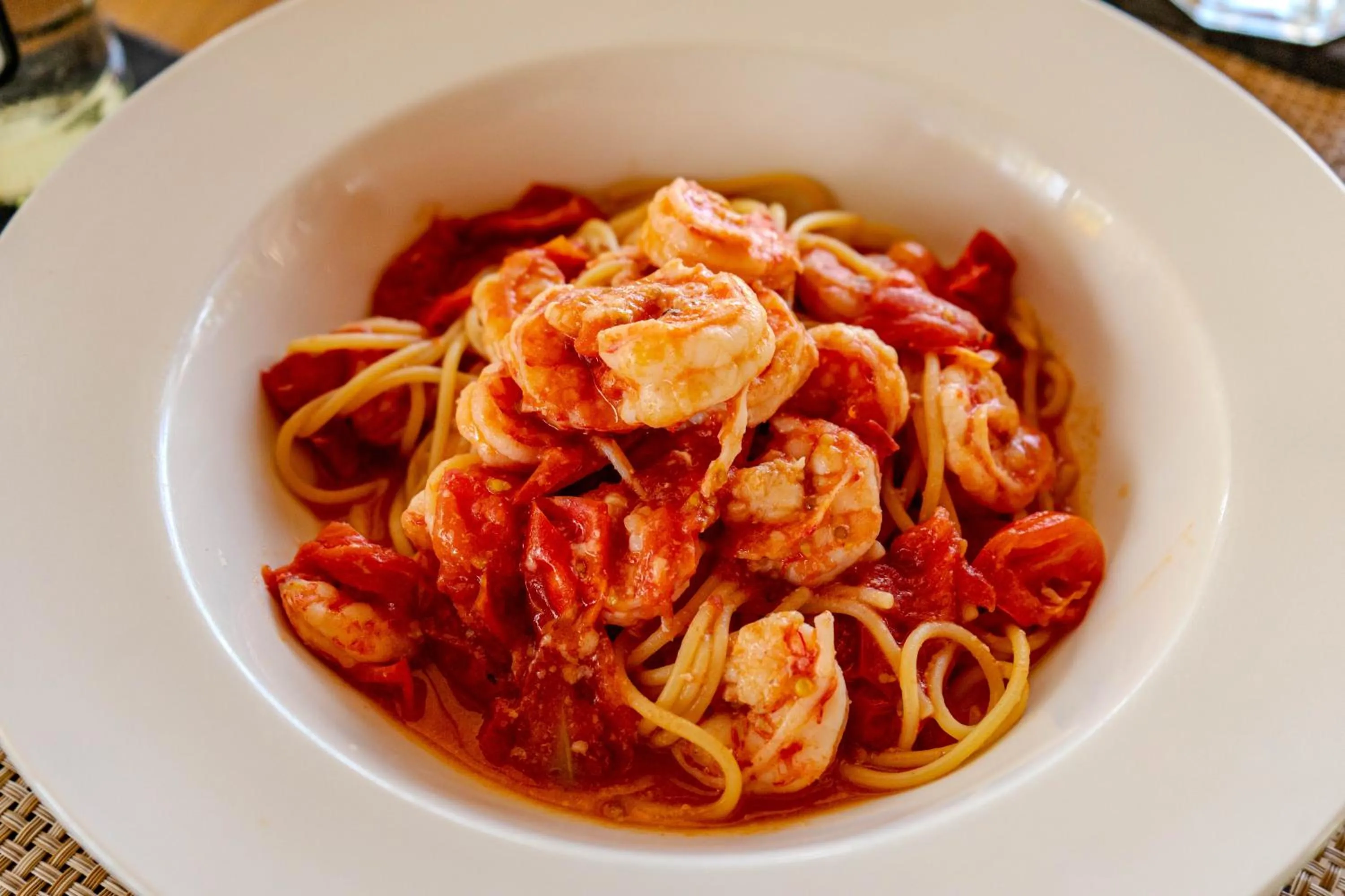 Restaurant/places to eat in Bahati Villa