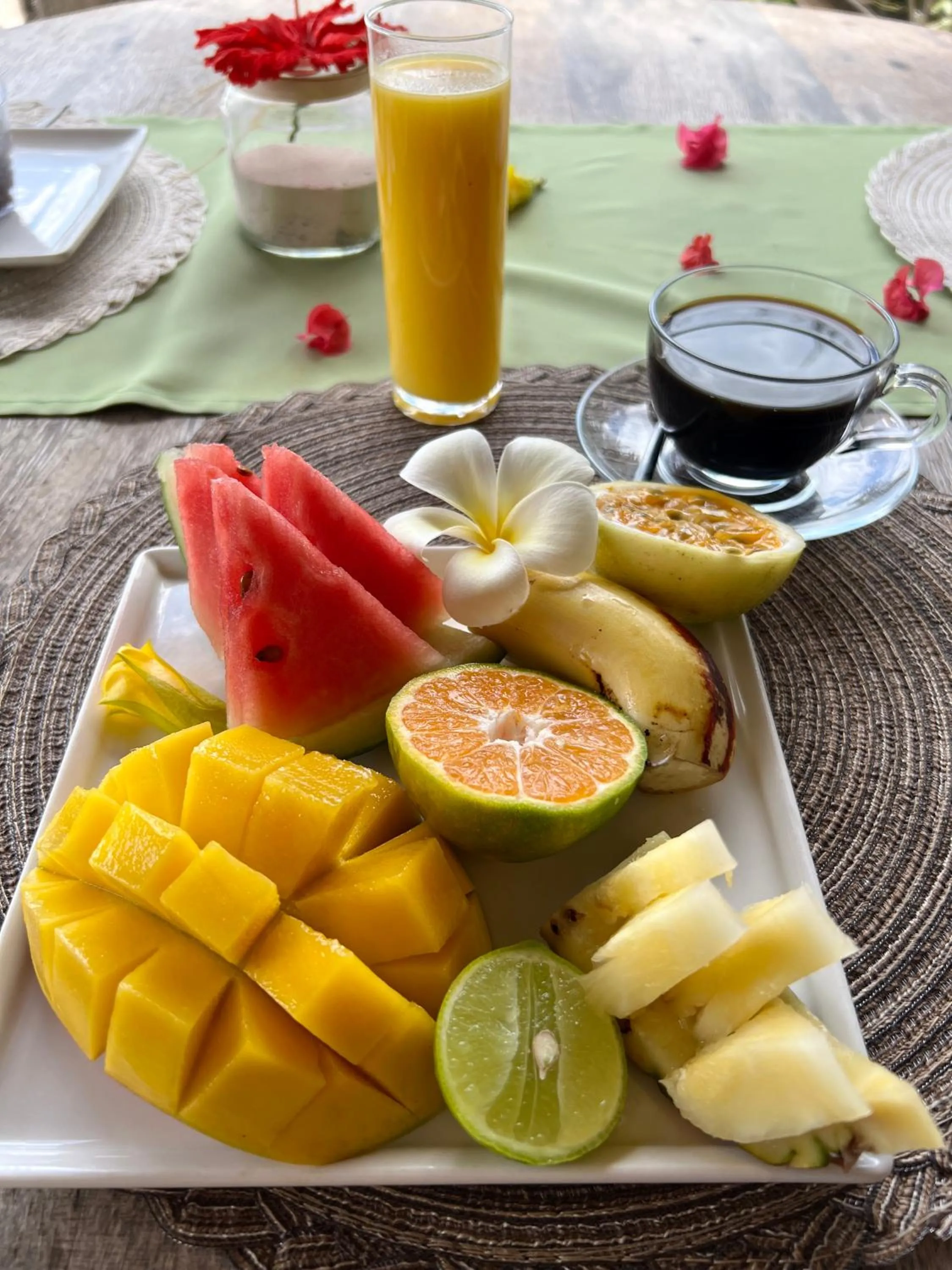 Breakfast in Bahati Villa