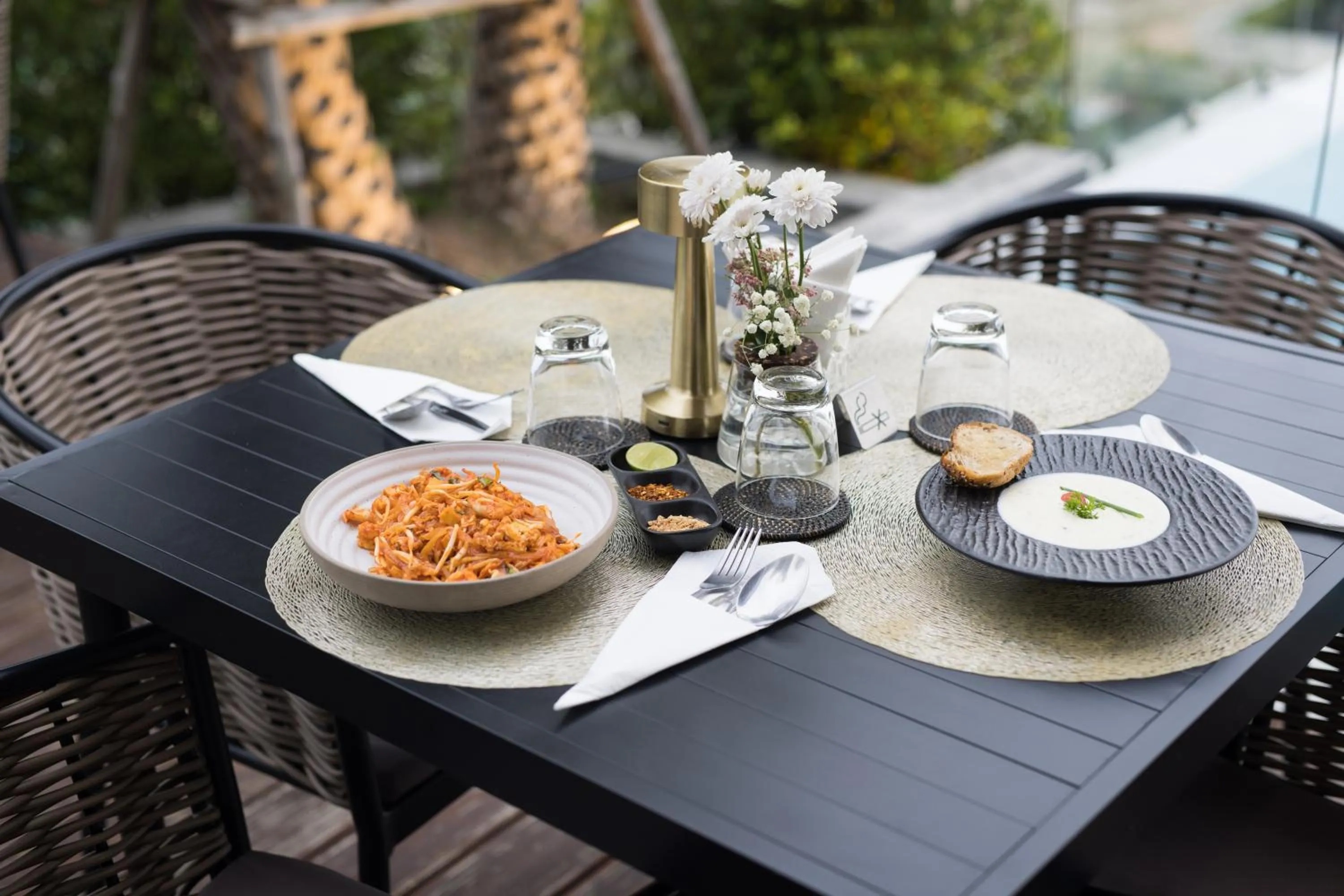 Restaurant/places to eat in Elite Atoll Serviced Apartments Phuket