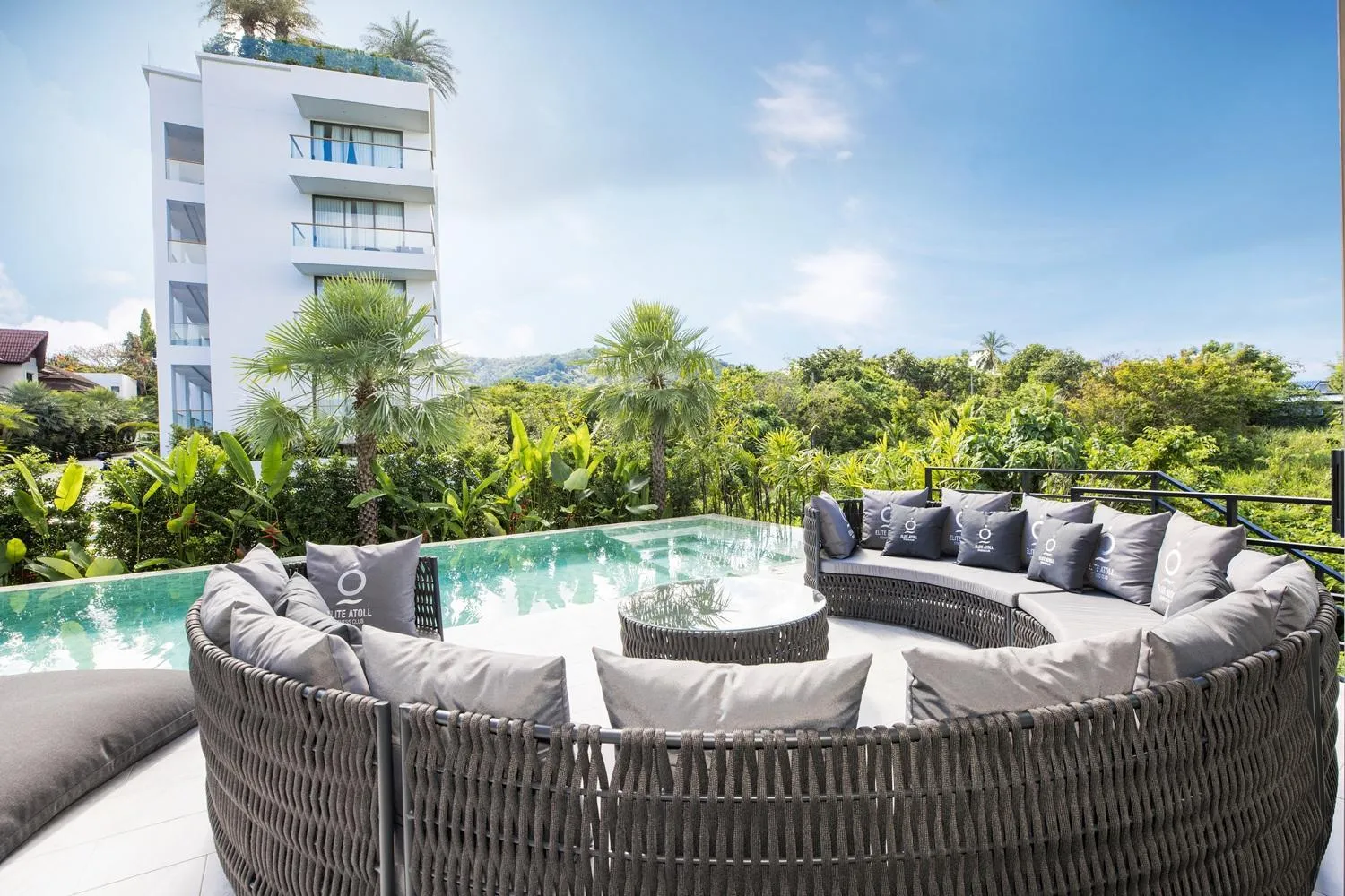 Swimming pool in Elite Atoll Serviced Apartments Phuket