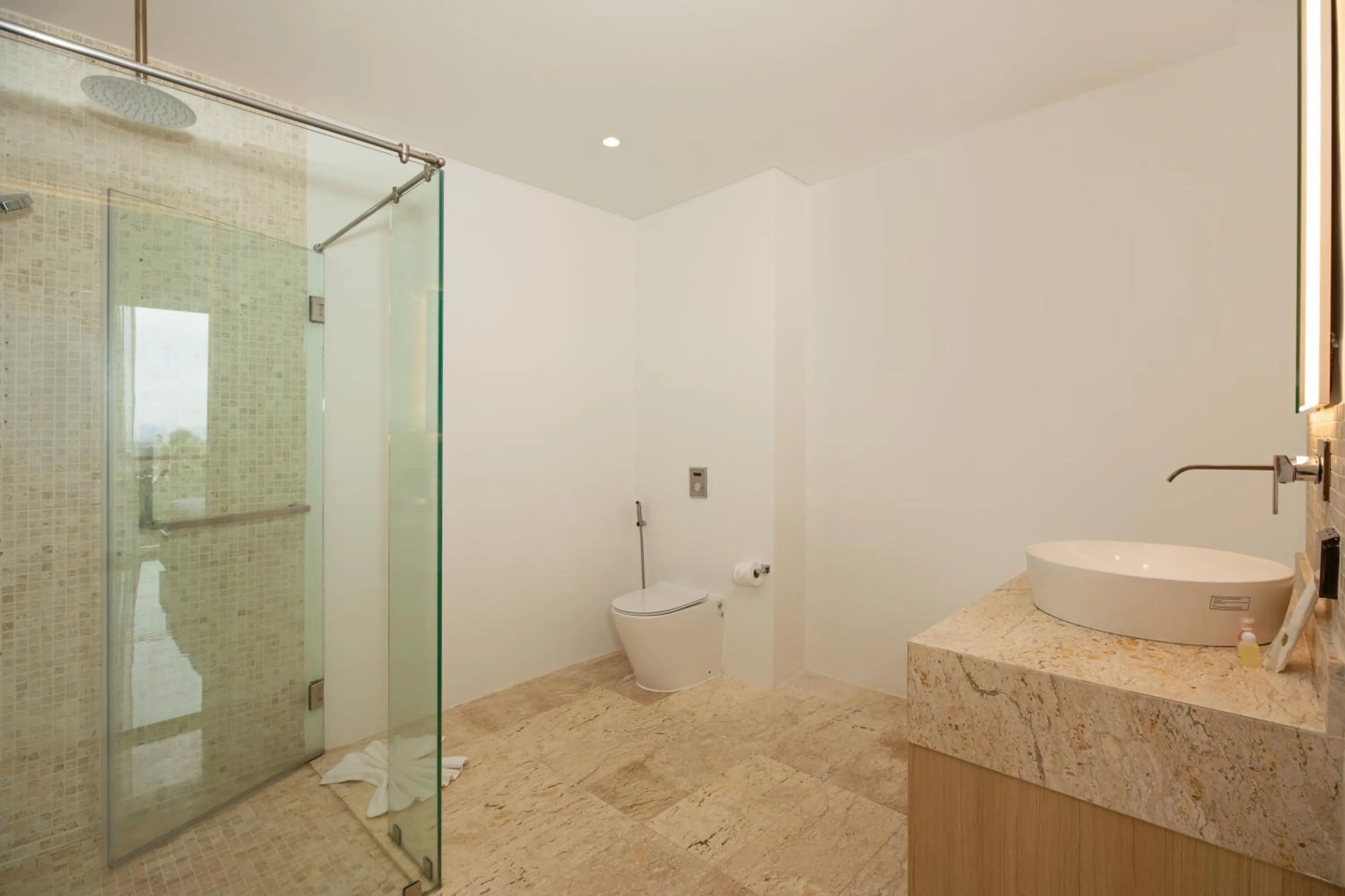Bathroom in Elite Atoll Serviced Apartments Phuket