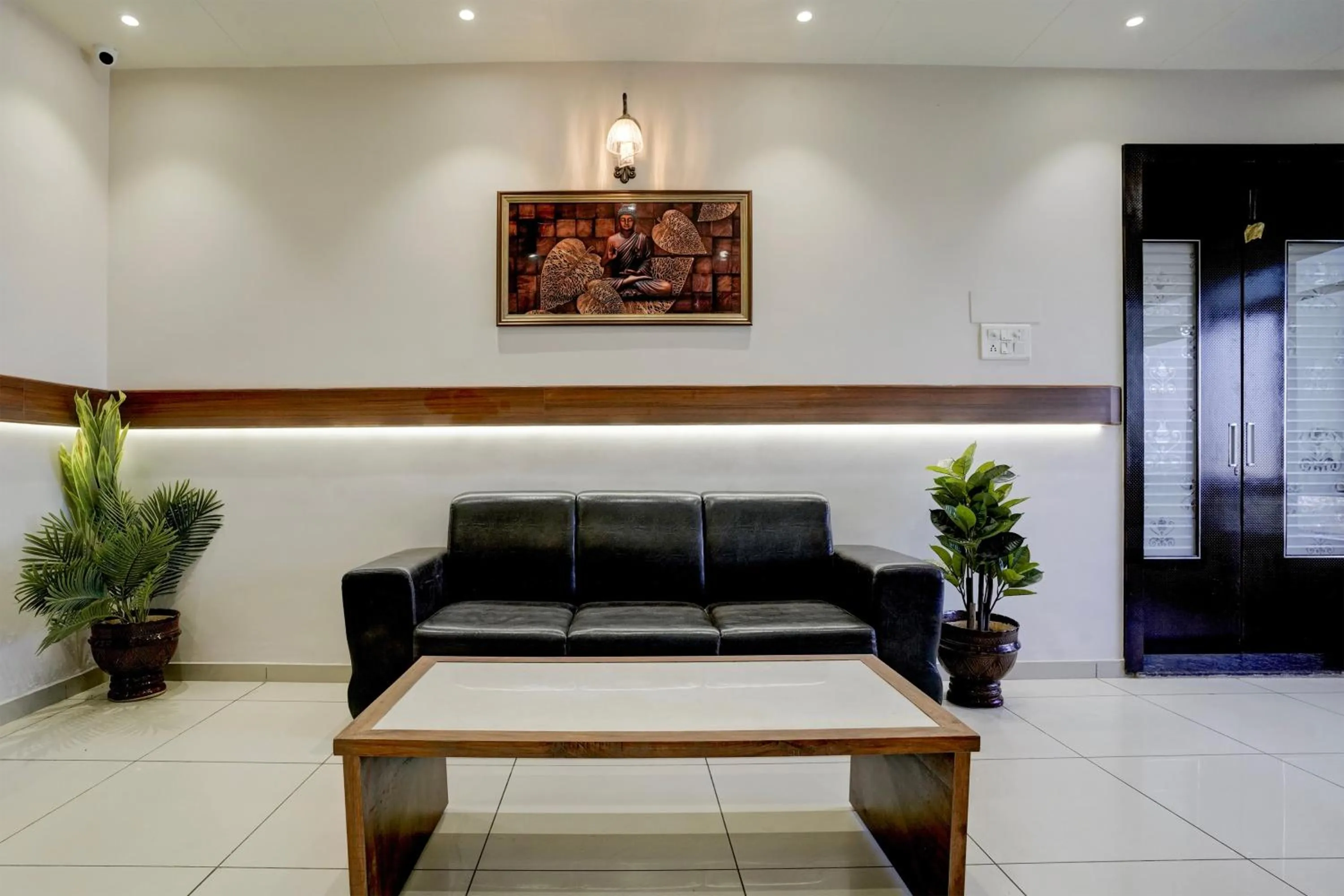 Lobby or reception in Hotel O DH