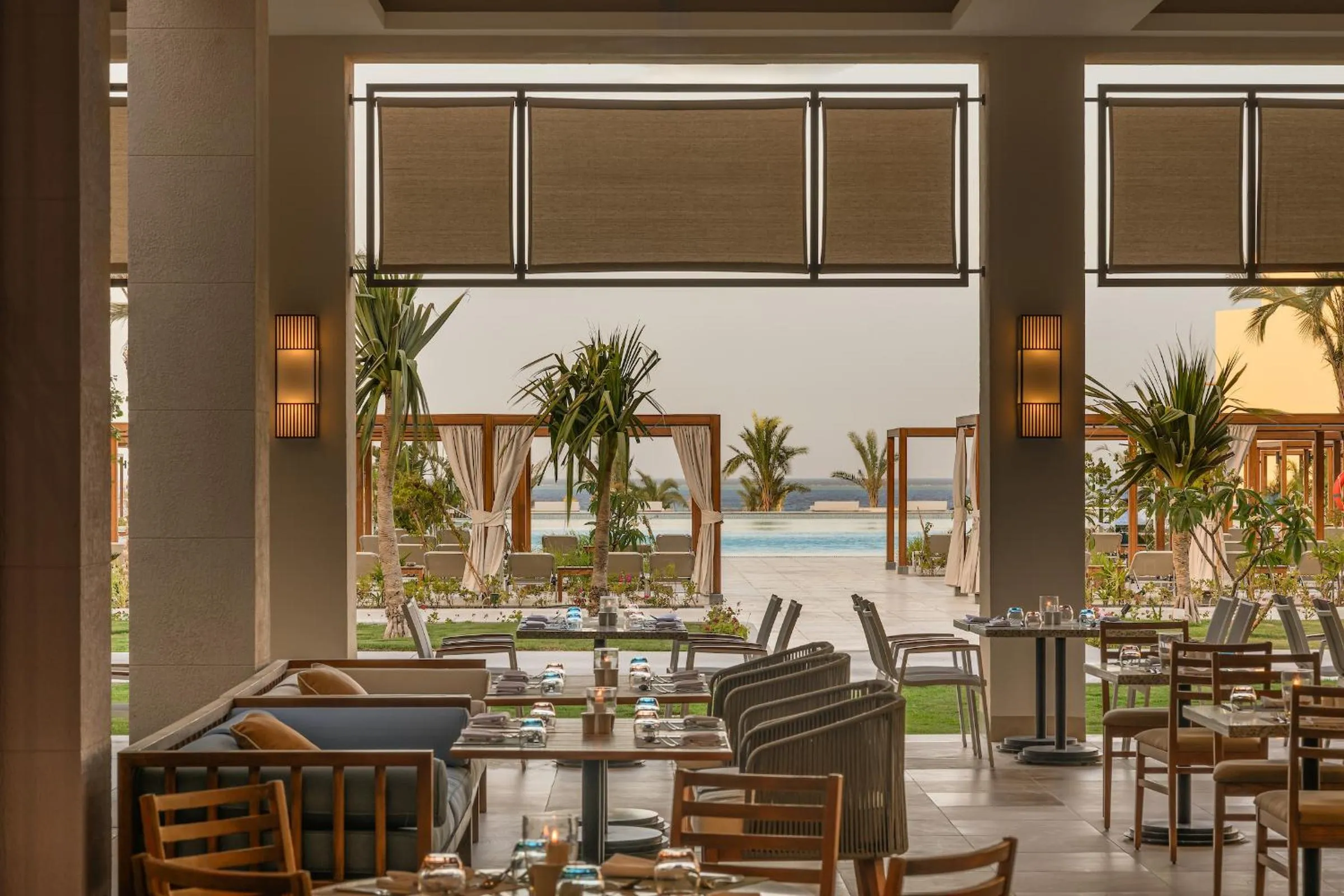 Restaurant/places to eat in JAZ Elite Asteria