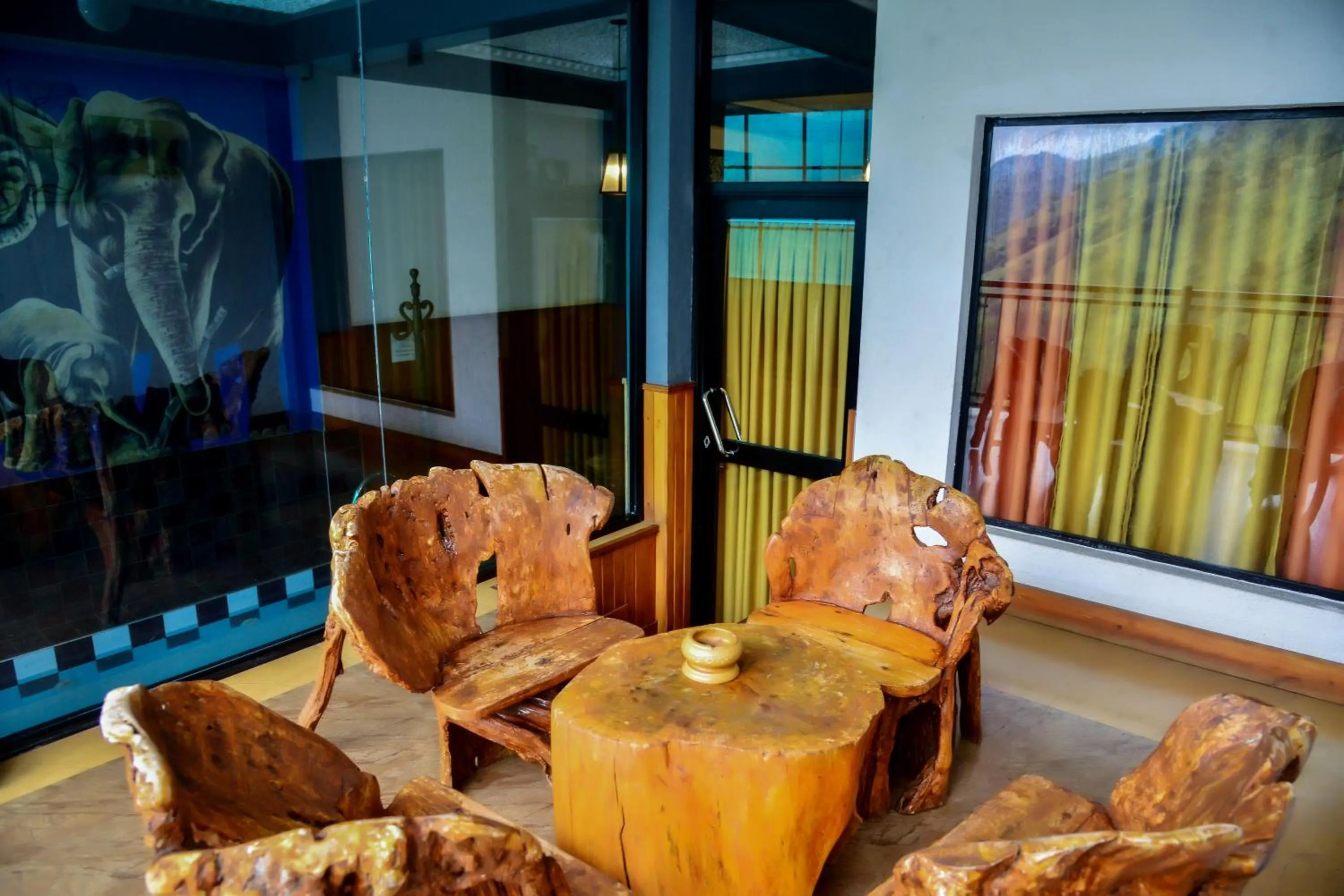 Seating area in Ella Mount Heaven