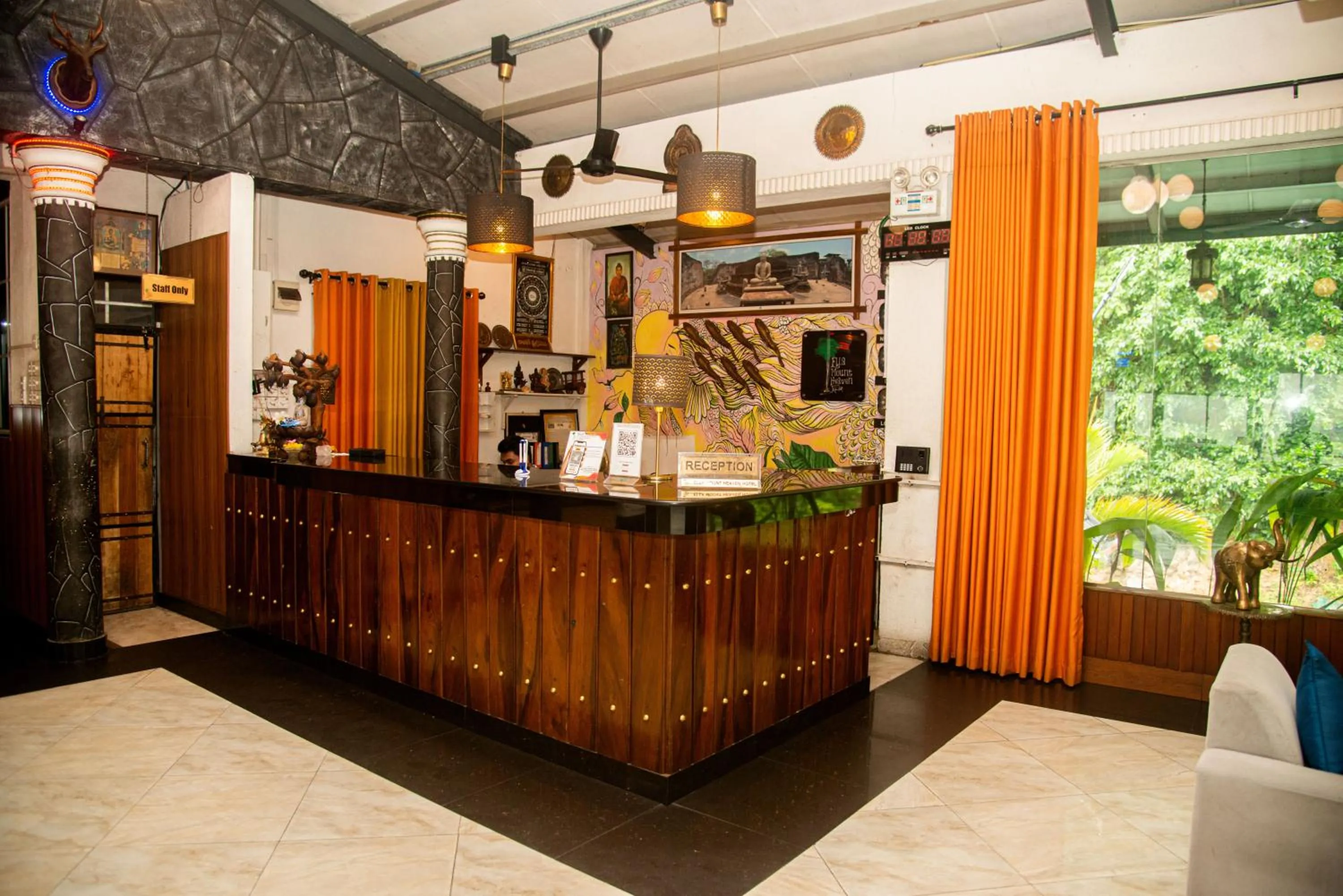 Lobby or reception in Ella Mount Heaven