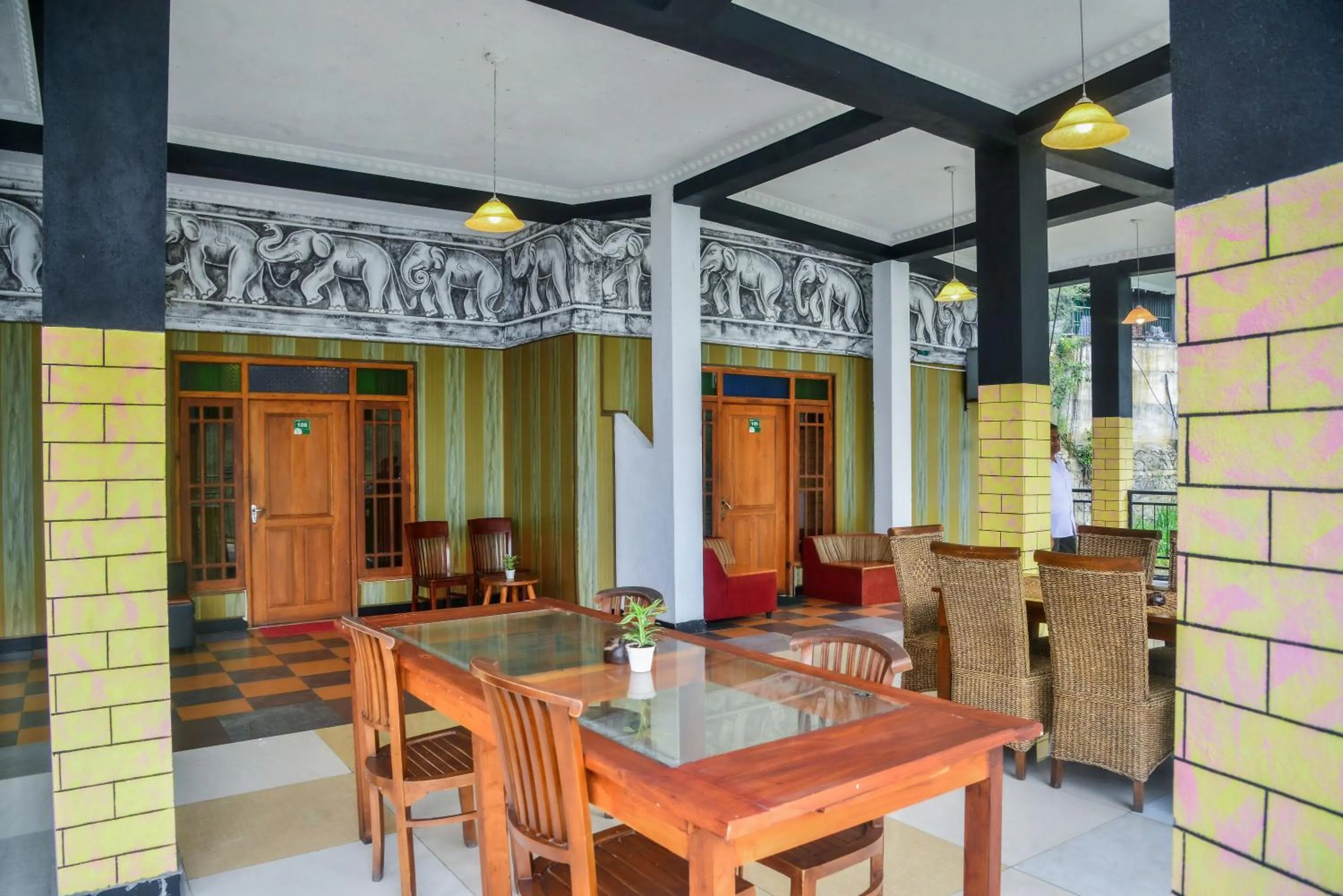 Seating area in Ella Mount Heaven