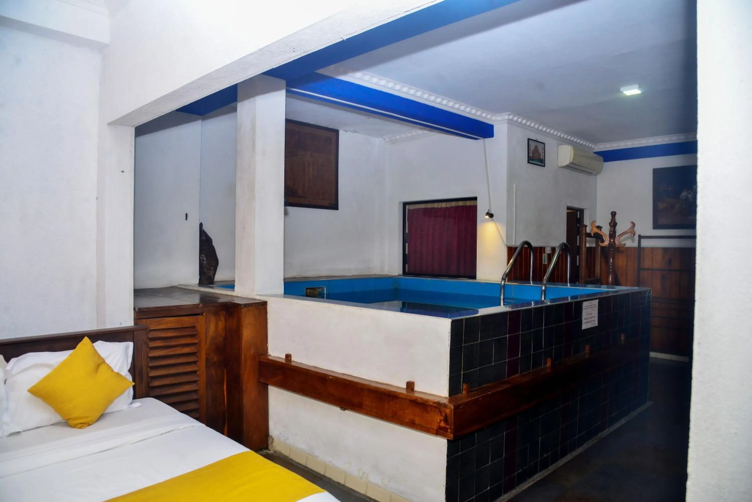 Bed in Ella Mount Heaven