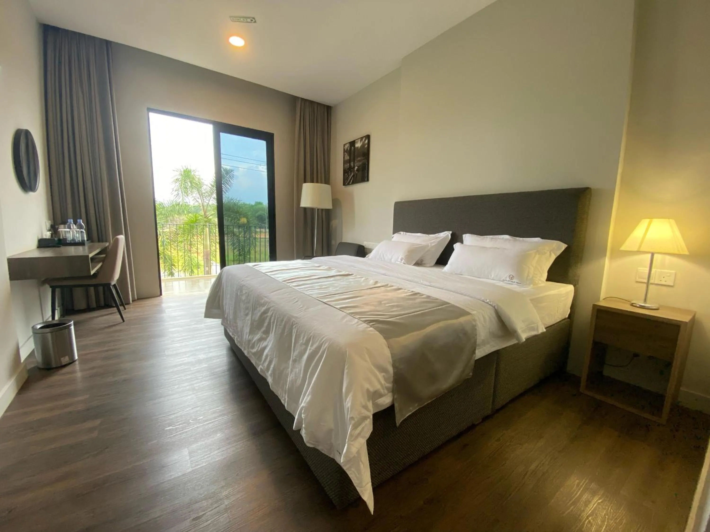 Bedroom, Bed in ONYX HOTEL & VILLA