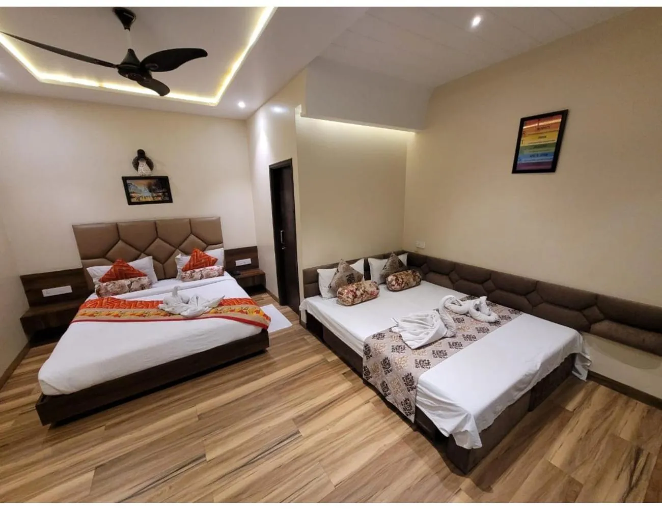 Photo of the whole room, Bed in Hotel Urban Galaxy Square, Amritsar