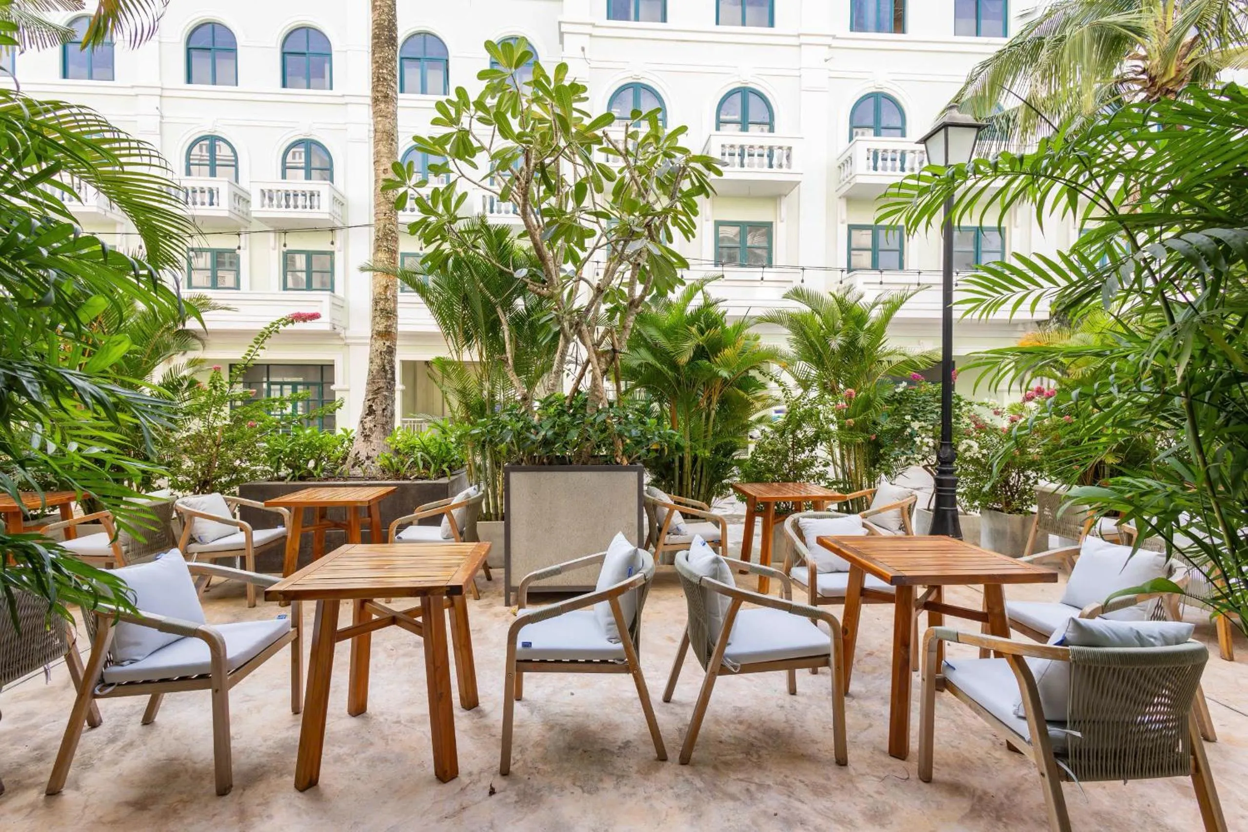 Restaurant/places to eat in Stella Marina Boutique Hotel