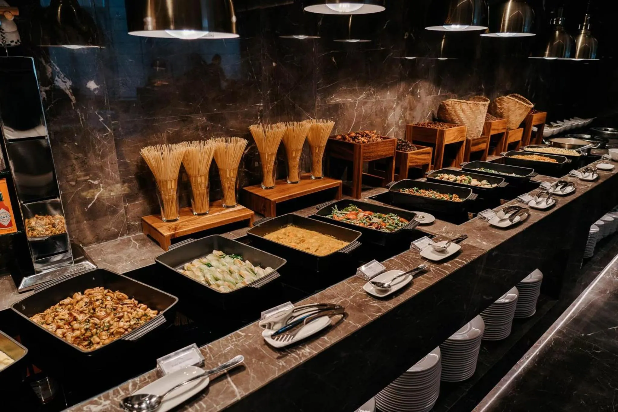 Restaurant/places to eat in Latsavong Wanda Vista Vientiane