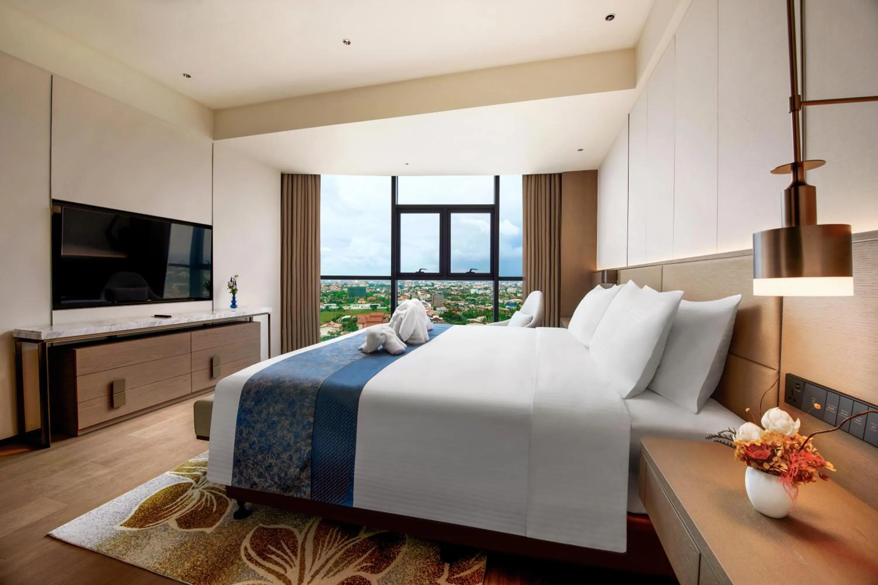 Bedroom, Bed in Latsavong Wanda Vista Vientiane