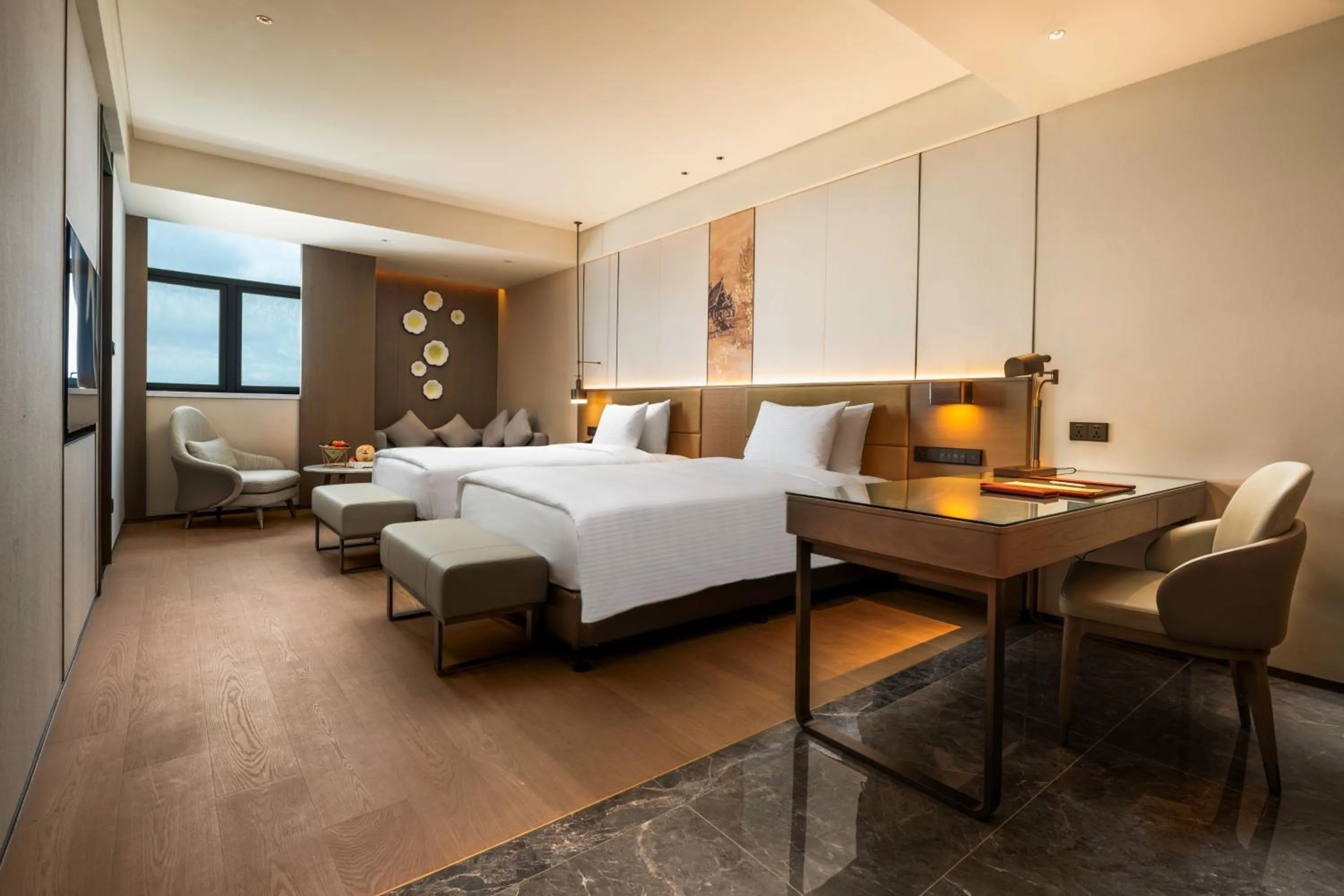 Photo of the whole room, Bed in Latsavong Wanda Vista Vientiane